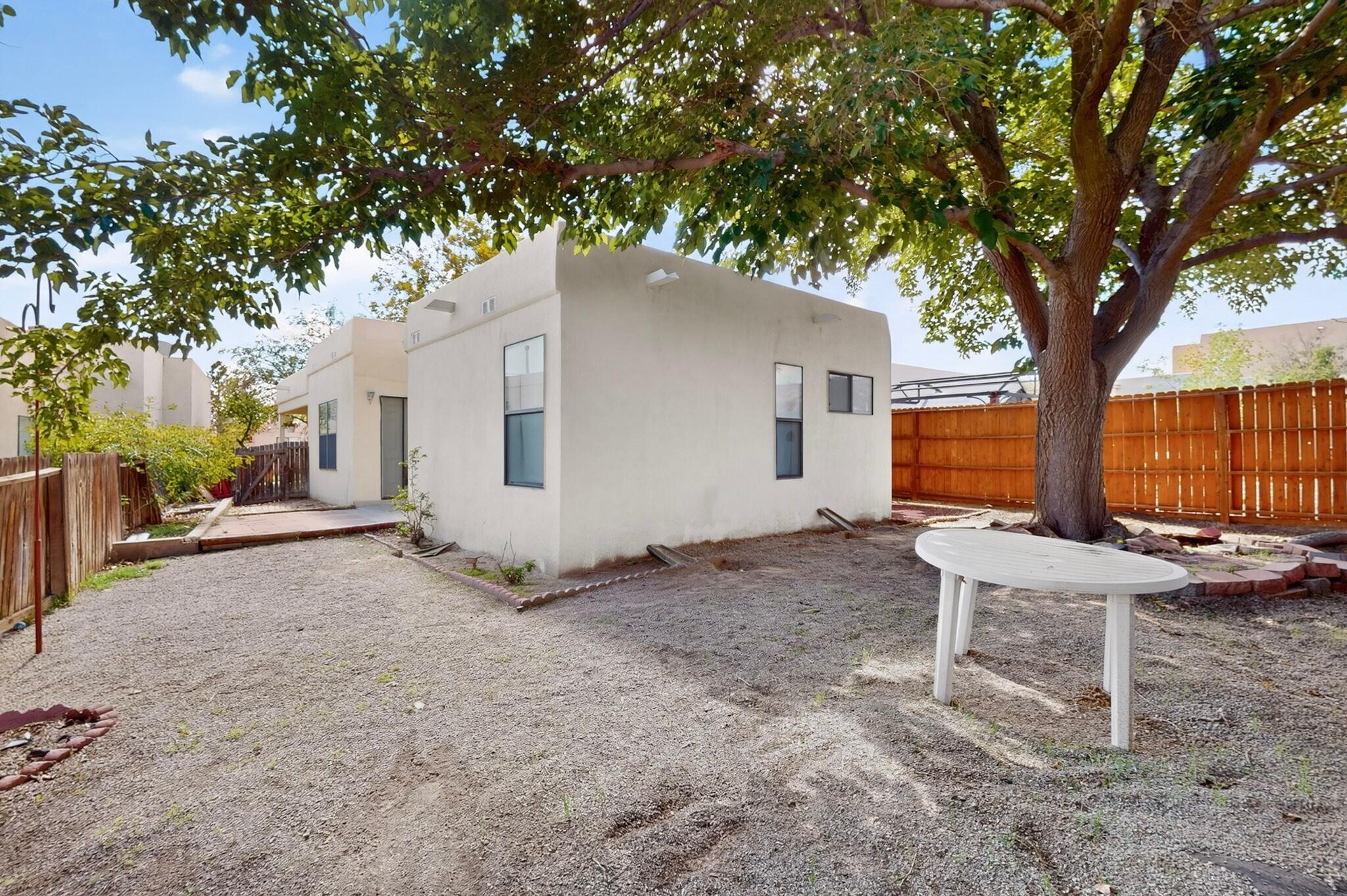 Photo 3 — 7315 Platero Place NW