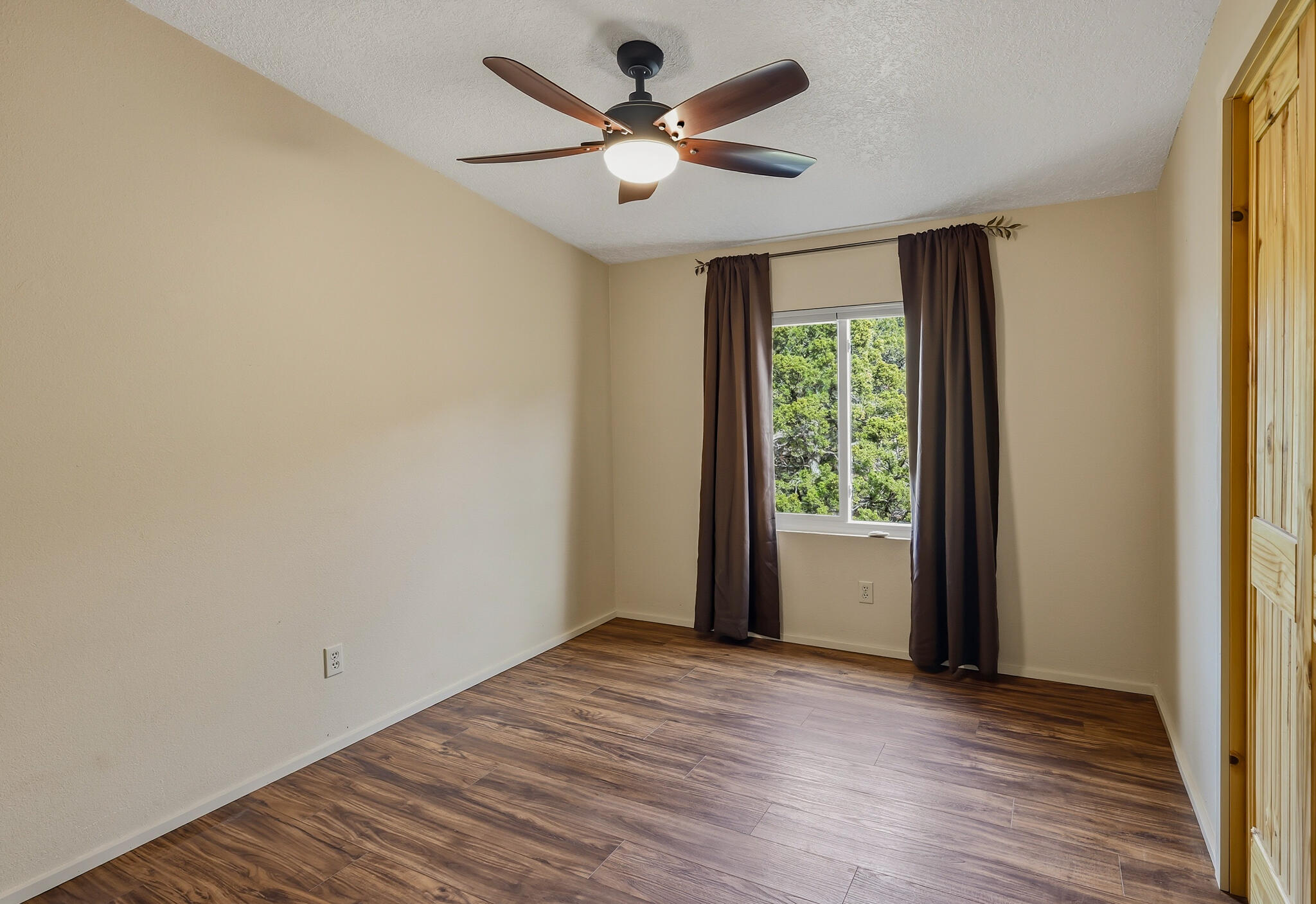 Photo 18 — 15 McAtee Place