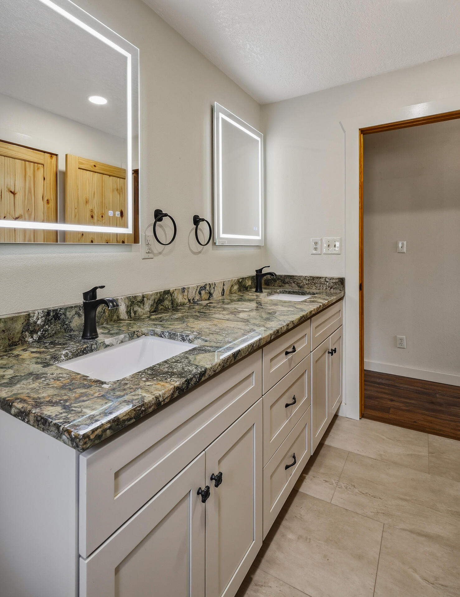 Photo 10 — 15 McAtee Place
