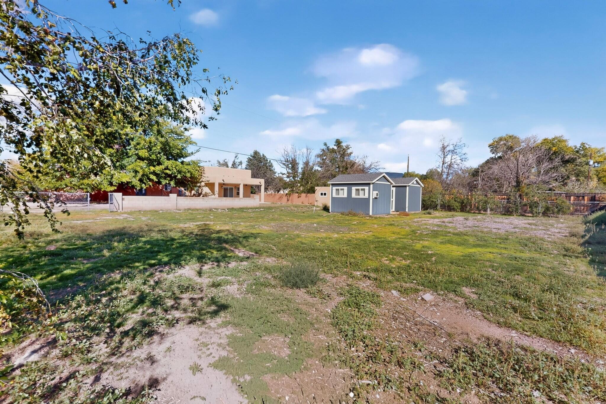Photo 8 — 712 Green Valley Road NW