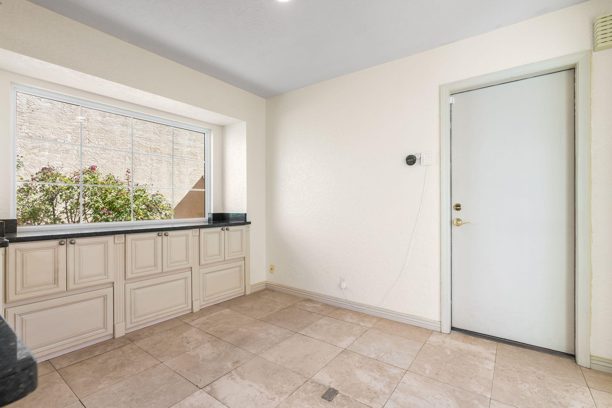 Photo 15 — 8105 Countrywood Road NE
