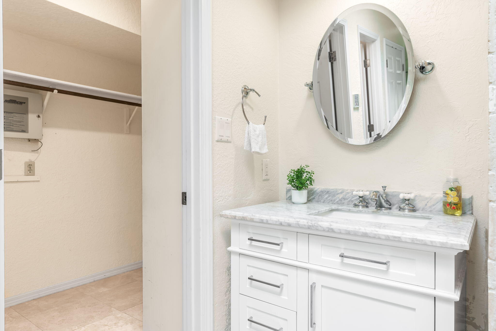 Photo 7 — 8105 Countrywood Road NE
