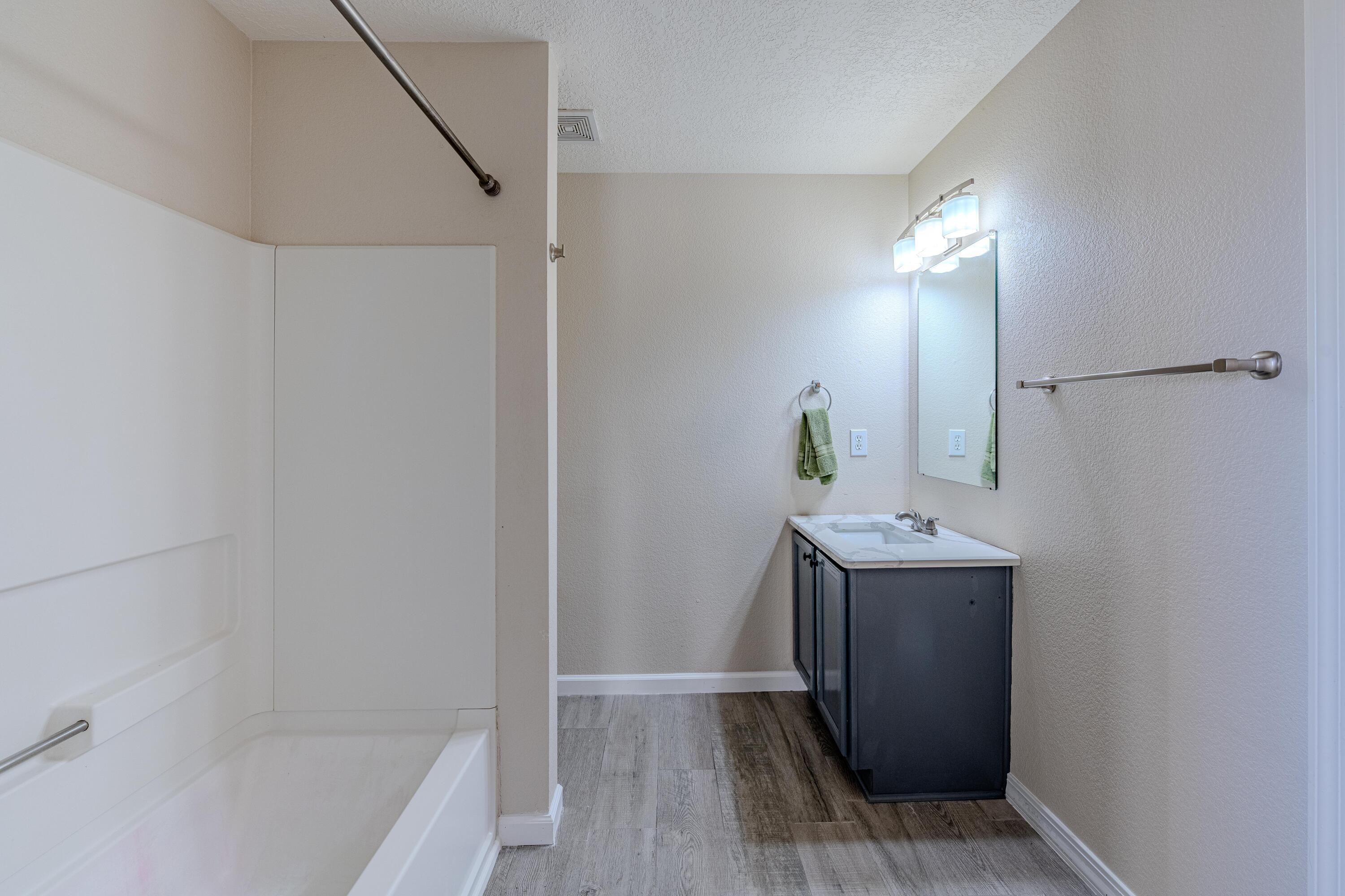 Photo 20 — 11104 King Rail Road SW