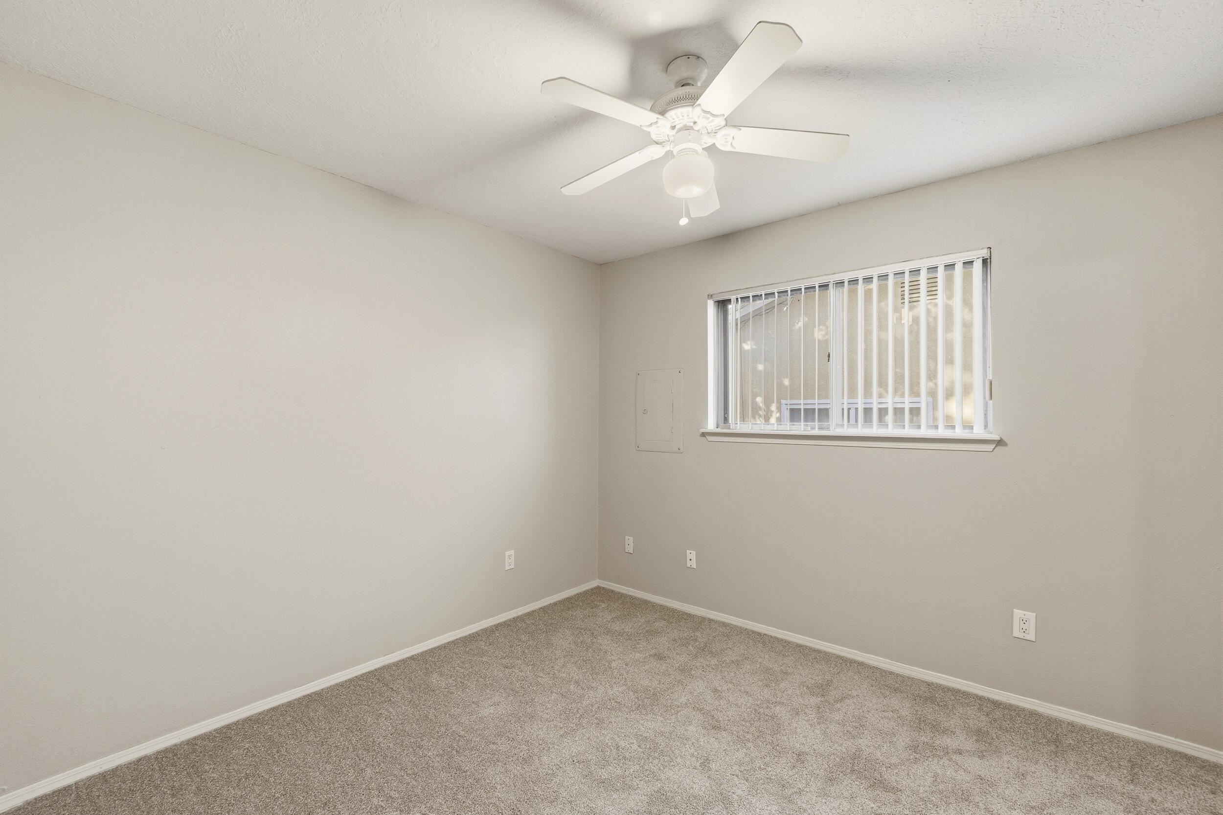 Photo 8 — 7230 Luella Anne Drive NE