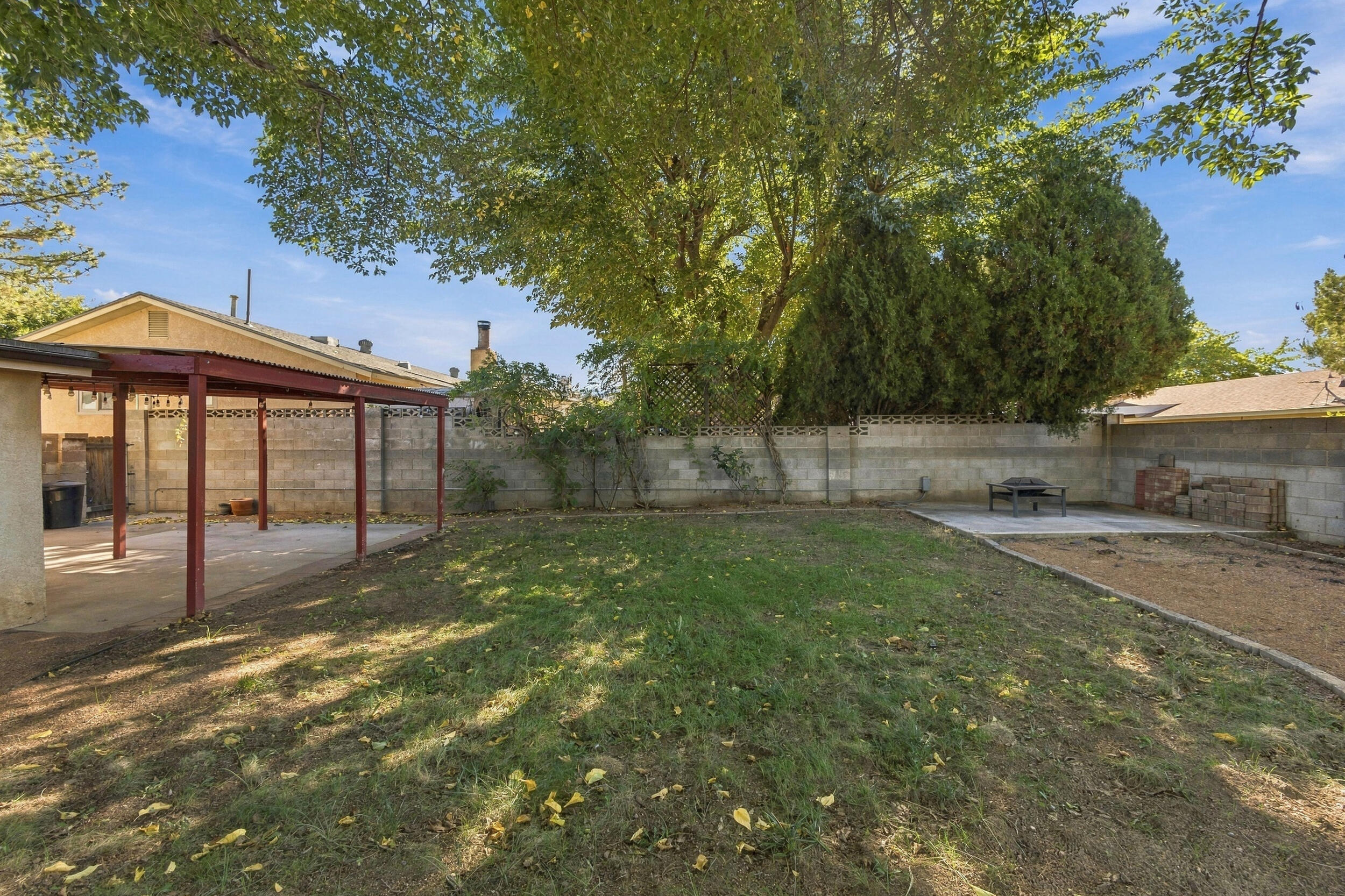 Photo 2 — 7230 Luella Anne Drive NE