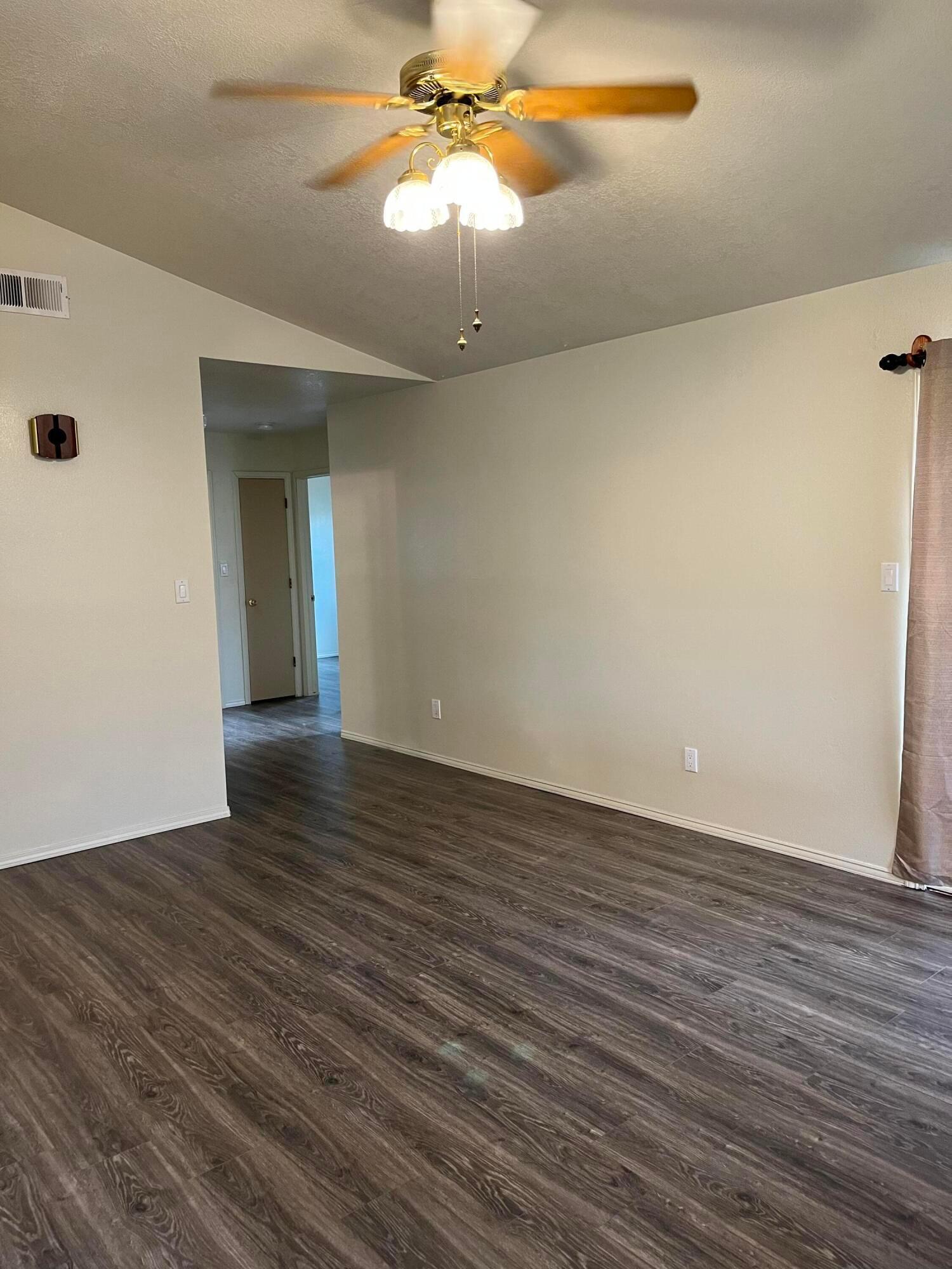 Photo 6 — 6532 Lamy Street NW
