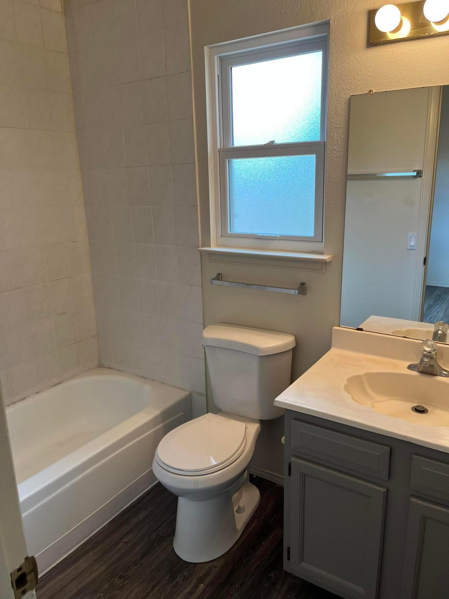Photo 12 — 6532 Lamy Street NW