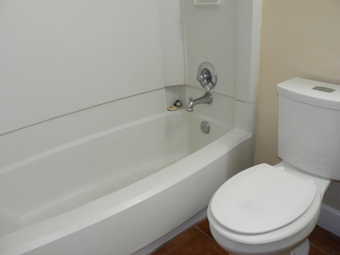 Photo 7 — 3301 Monroe Street NE F65