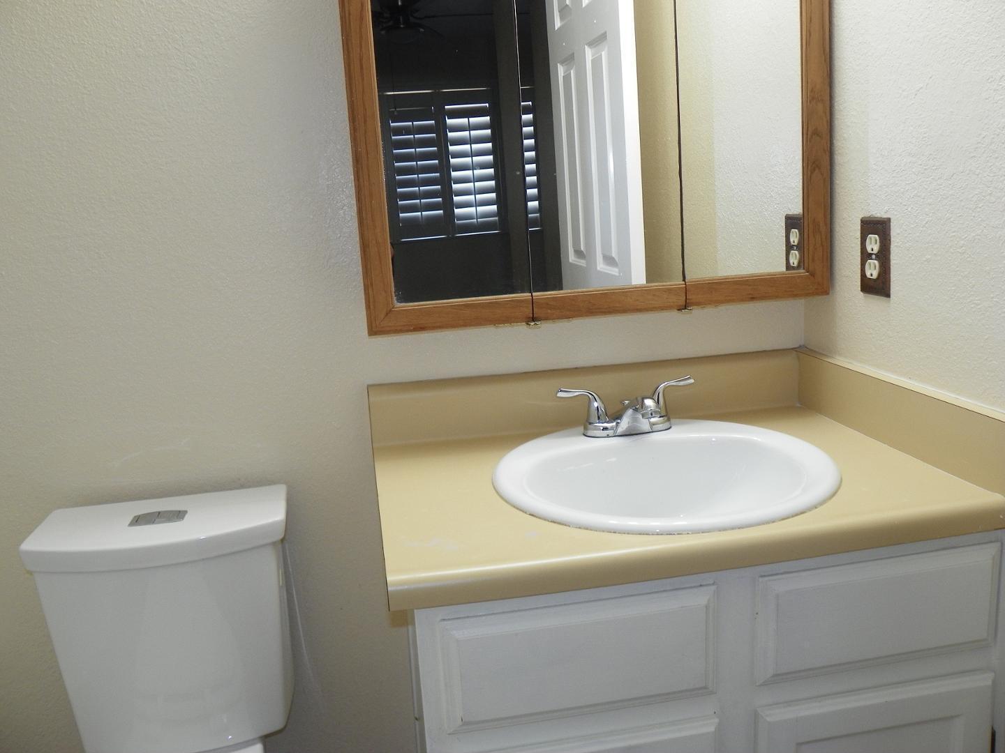 Photo 6 — 3301 Monroe Street NE F65