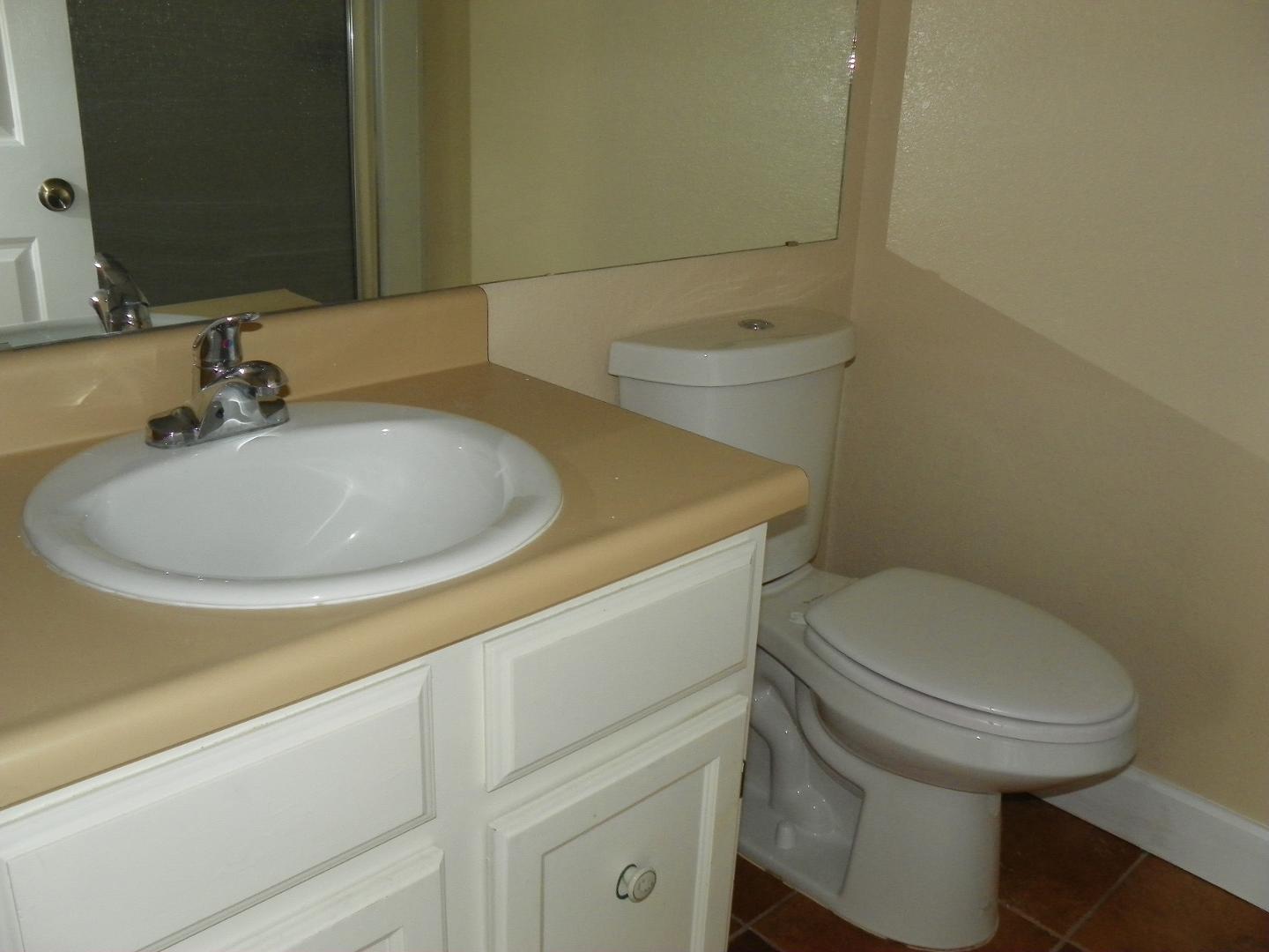 Photo 3 — 3301 Monroe Street NE F65