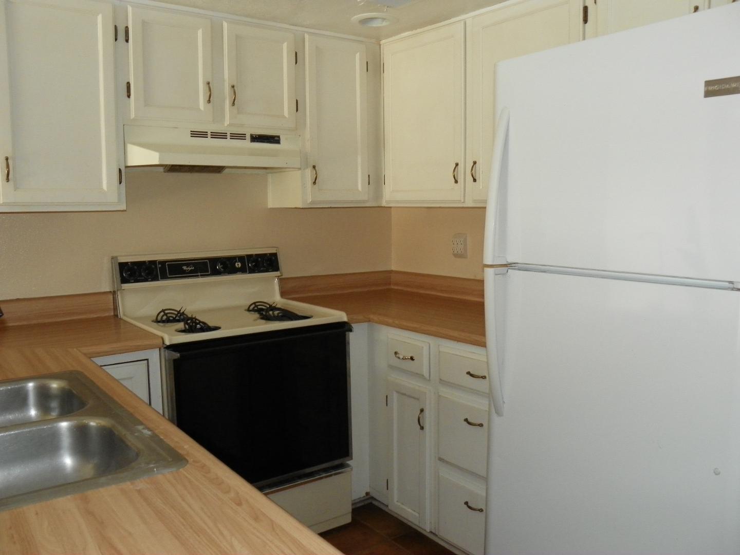 Photo 16 — 3301 Monroe Street NE F65