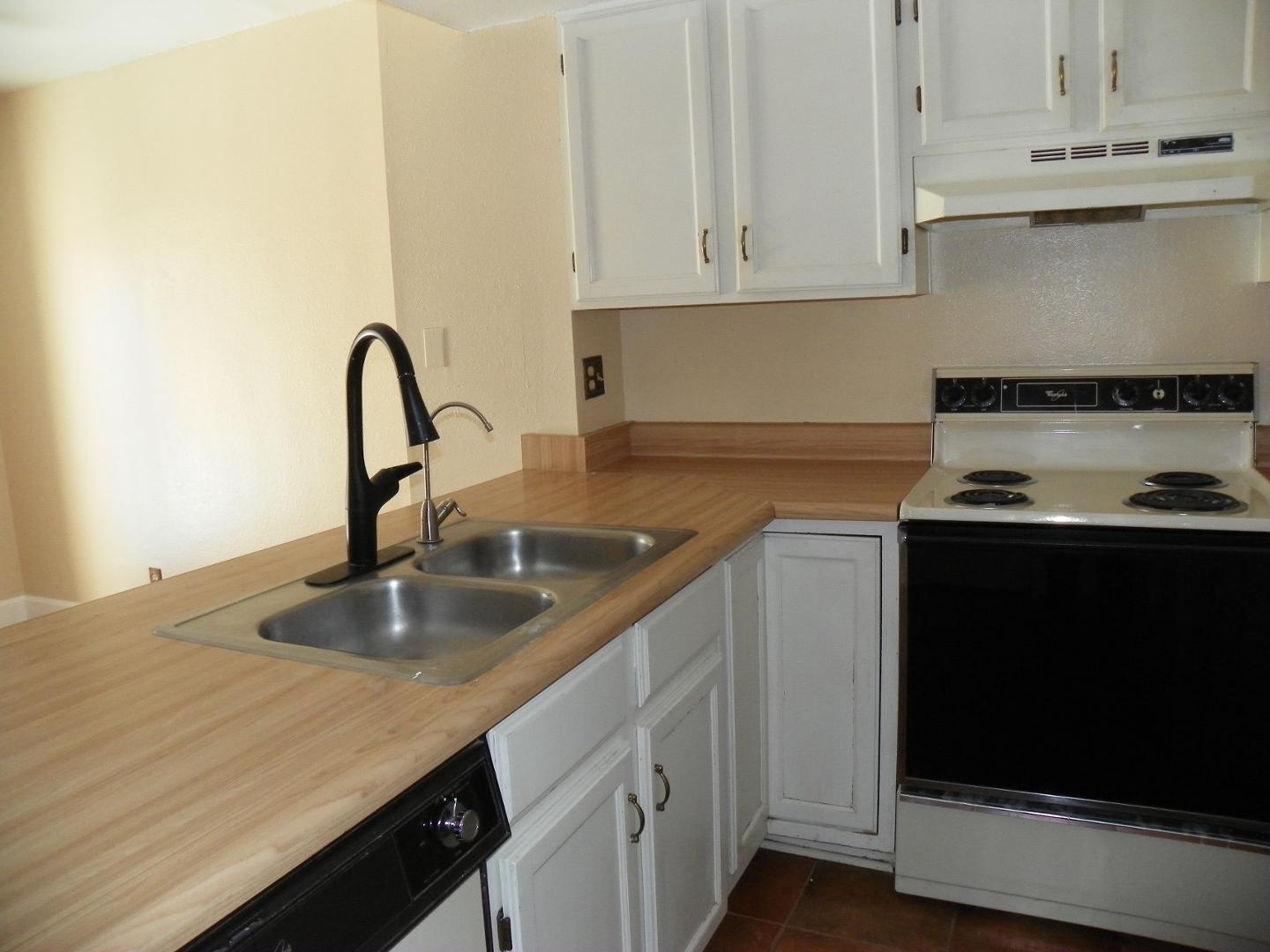 Photo 15 — 3301 Monroe Street NE F65