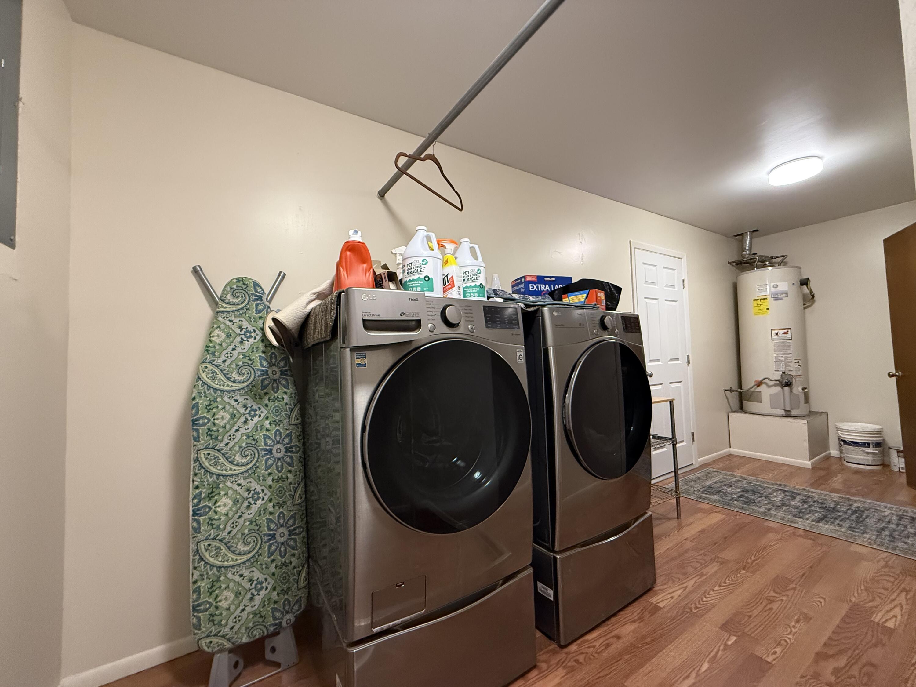 Photo 12 — 7409 Pecos Trail NW
