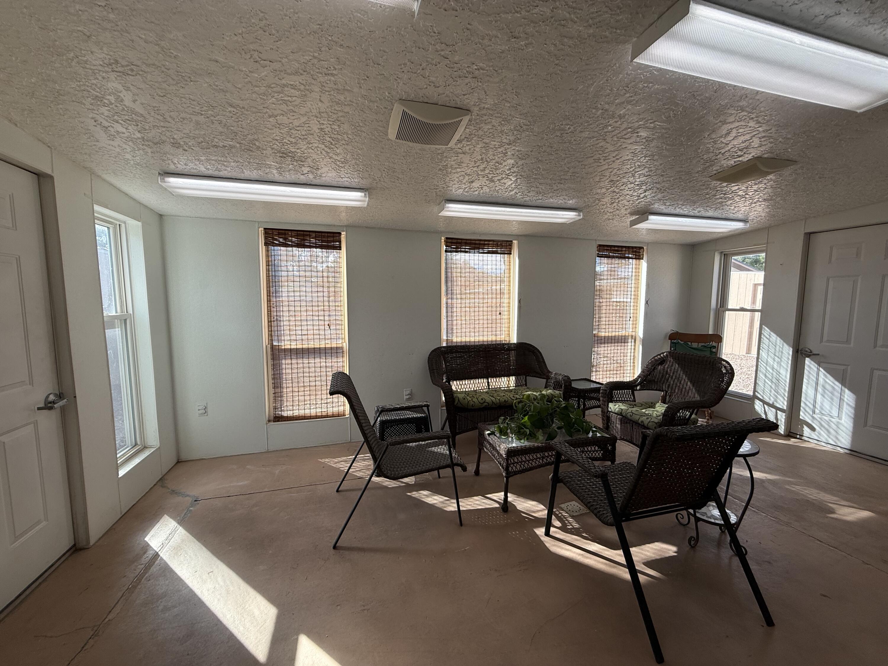 Photo 18 — 7409 Pecos Trail NW