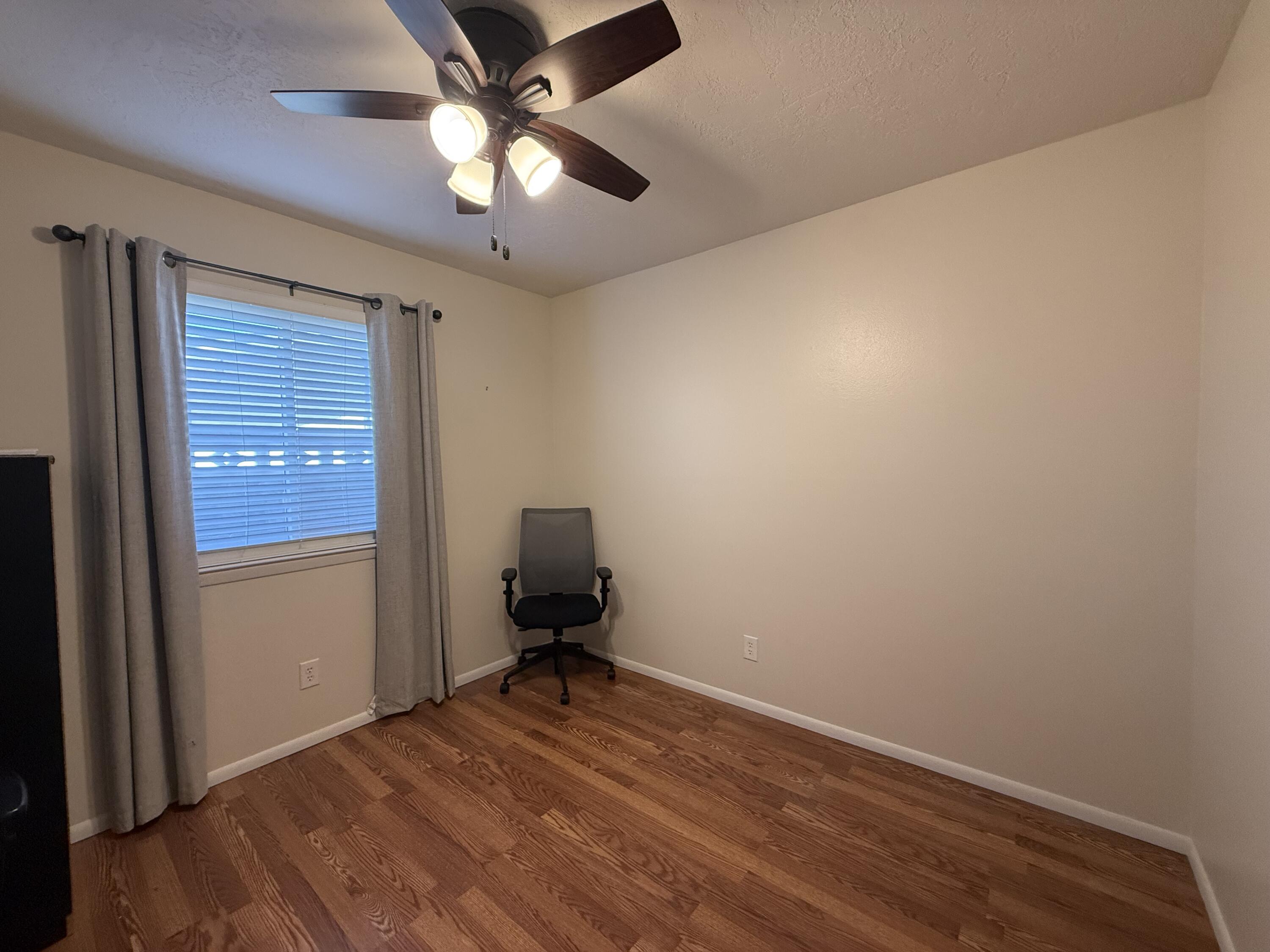 Photo 17 — 7409 Pecos Trail NW