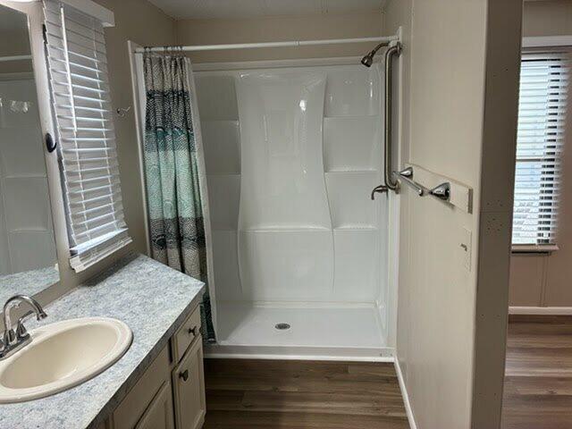 Photo 4 — 632 Fawn Trail SE