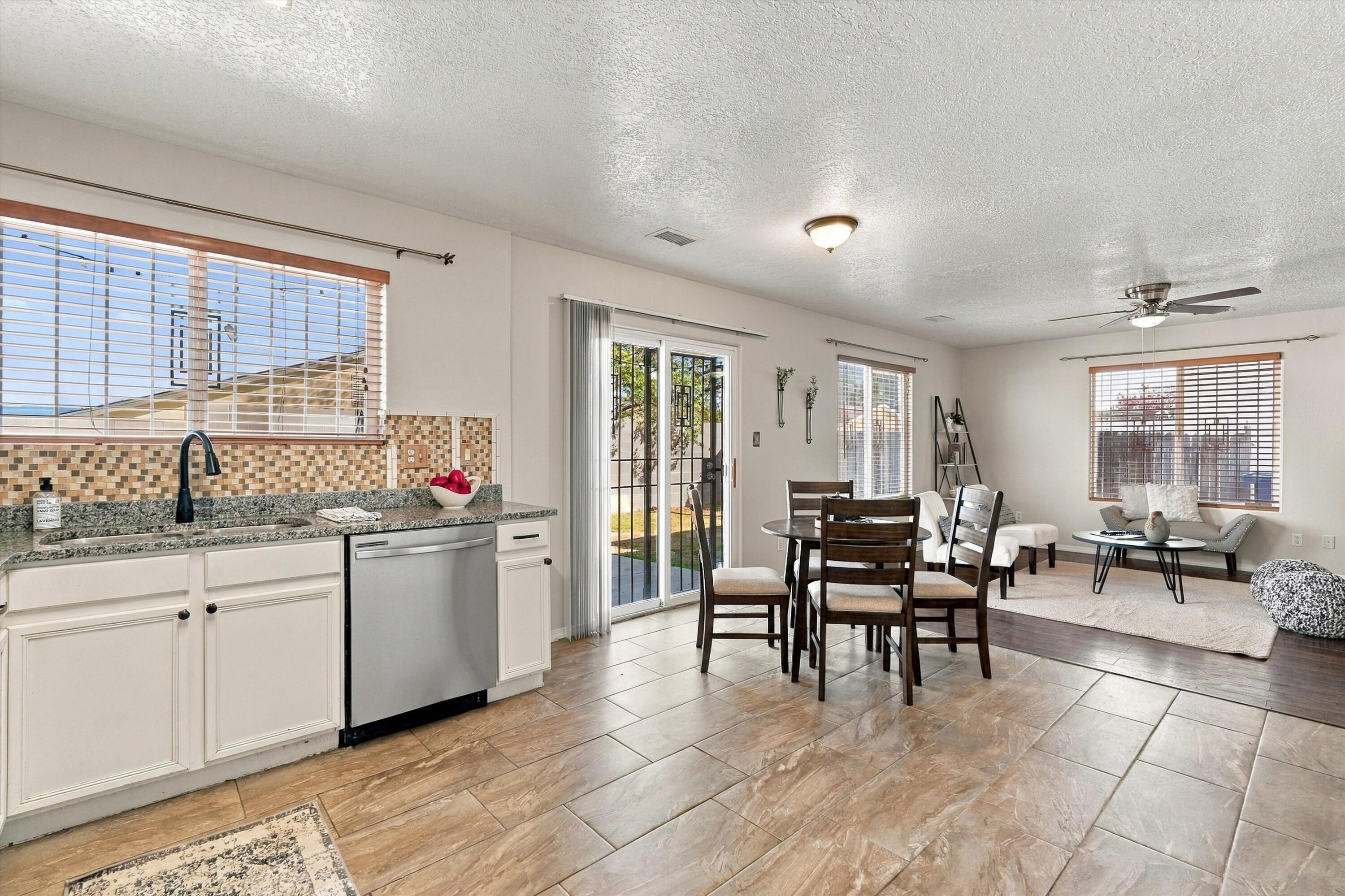 Photo 19 — 2504 Woodhill Drive NW