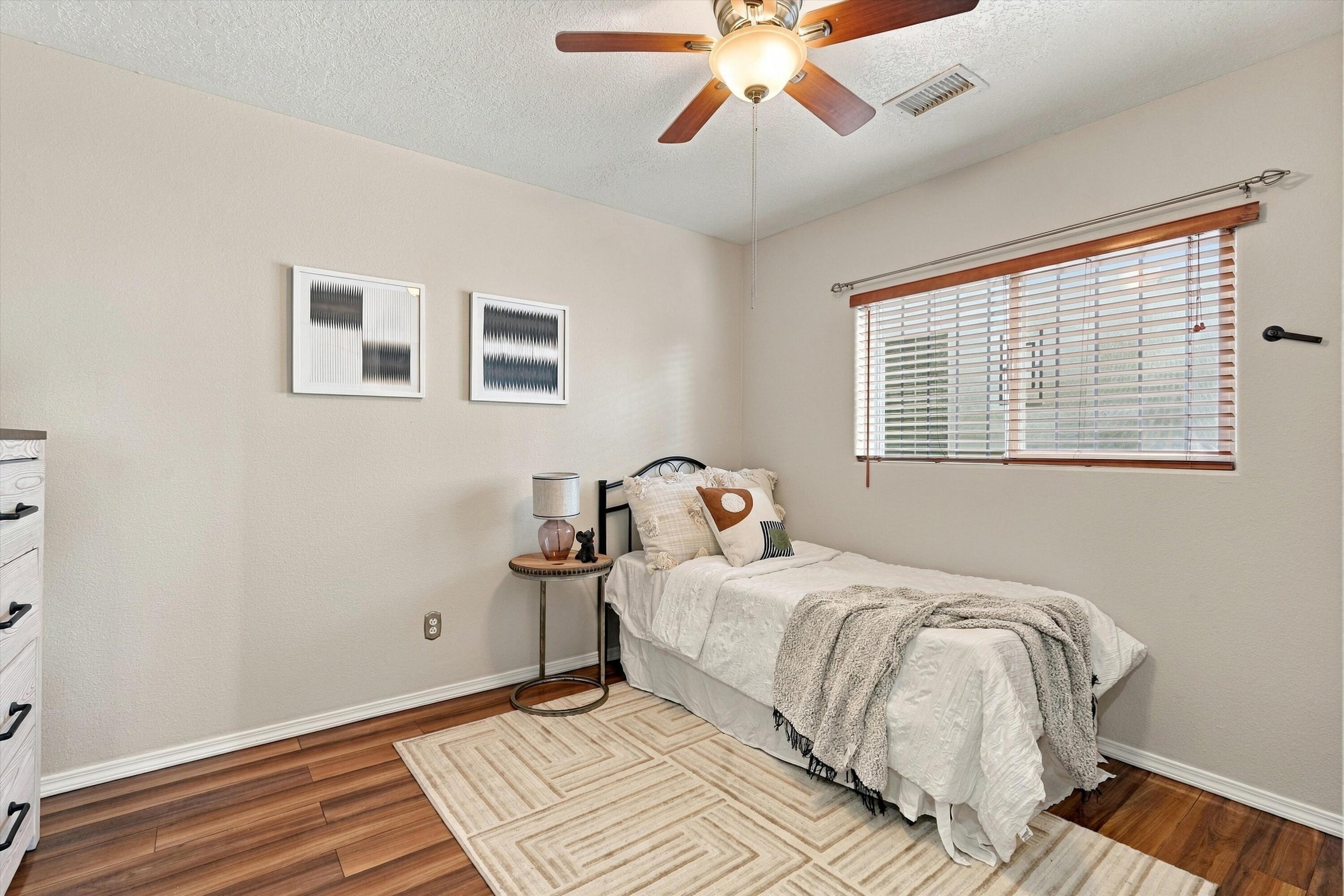 Photo 12 — 2504 Woodhill Drive NW