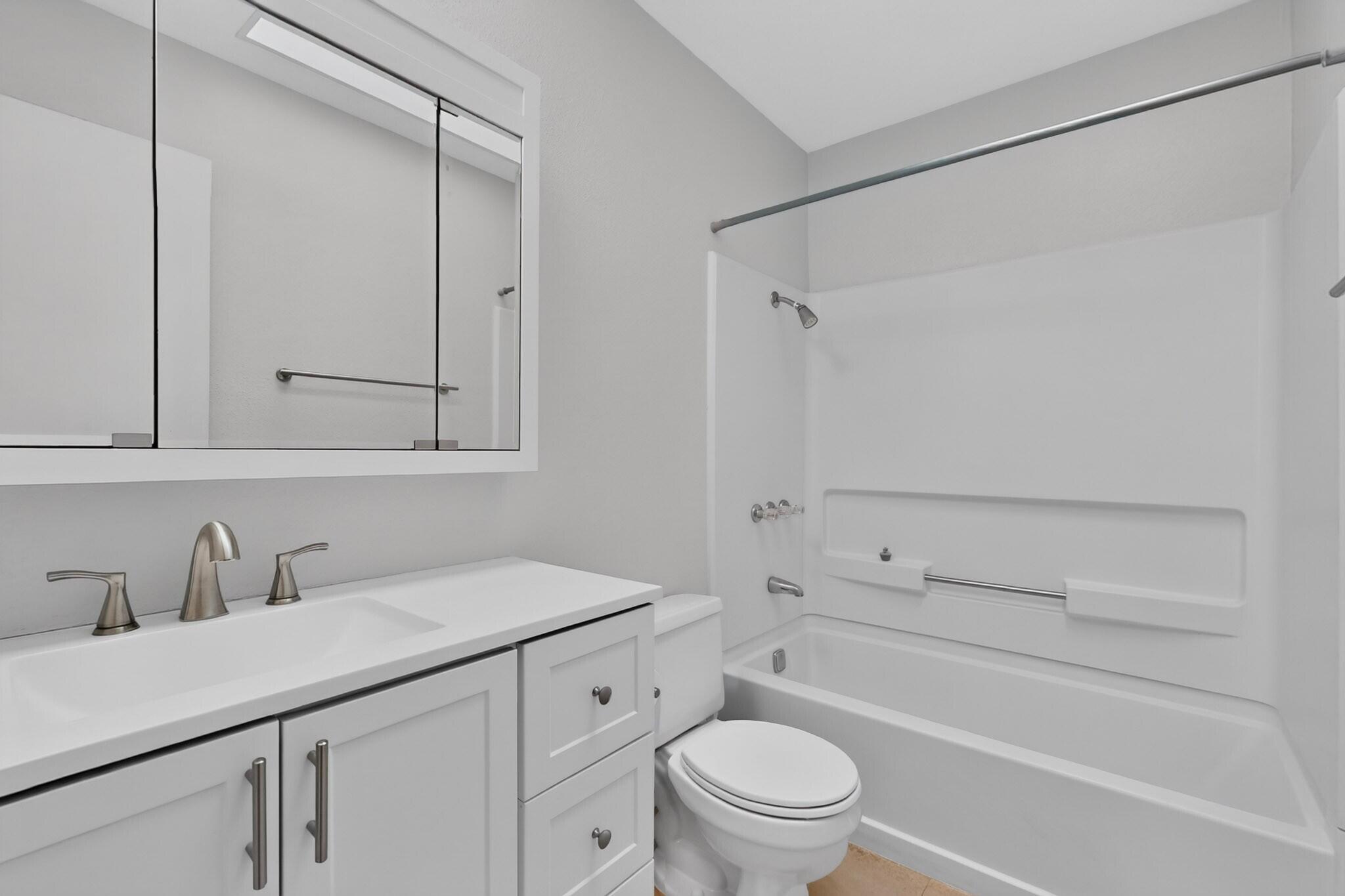 Photo 18 — 511 Northern Boulevard NW