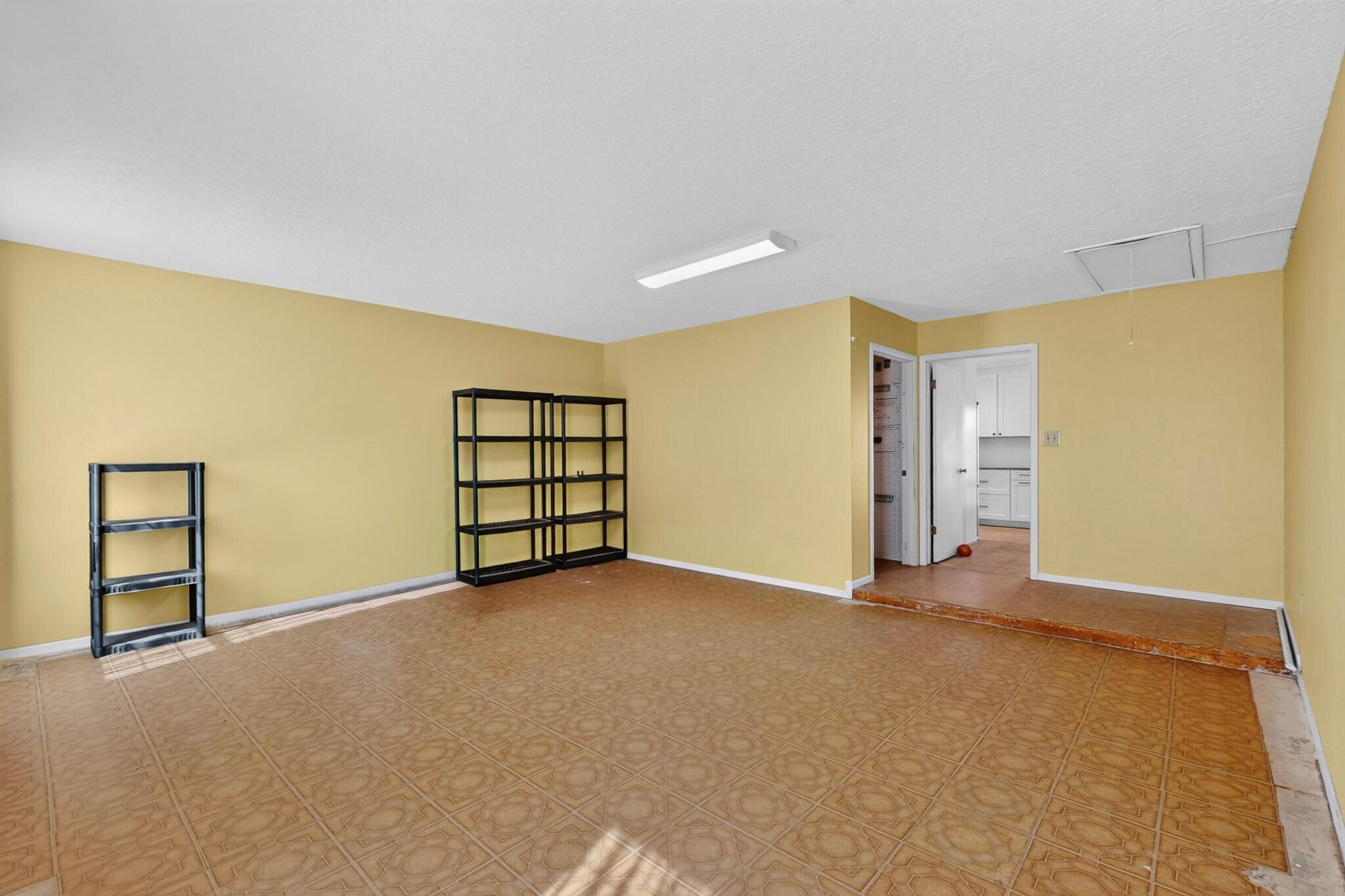 Photo 11 — 511 Northern Boulevard NW