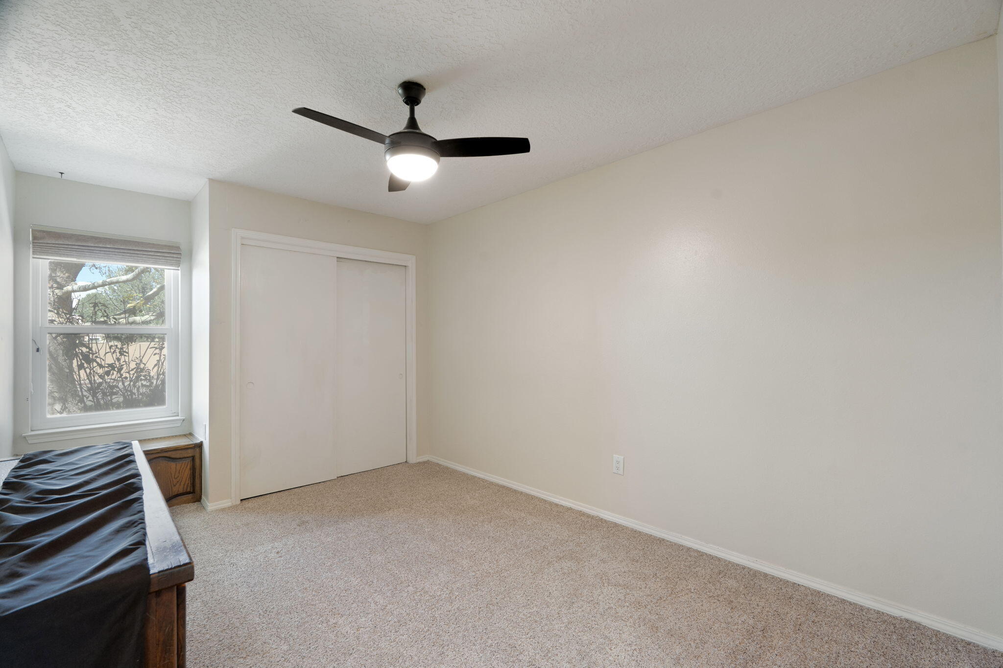 Photo 7 — 9404 Peralta Road NE