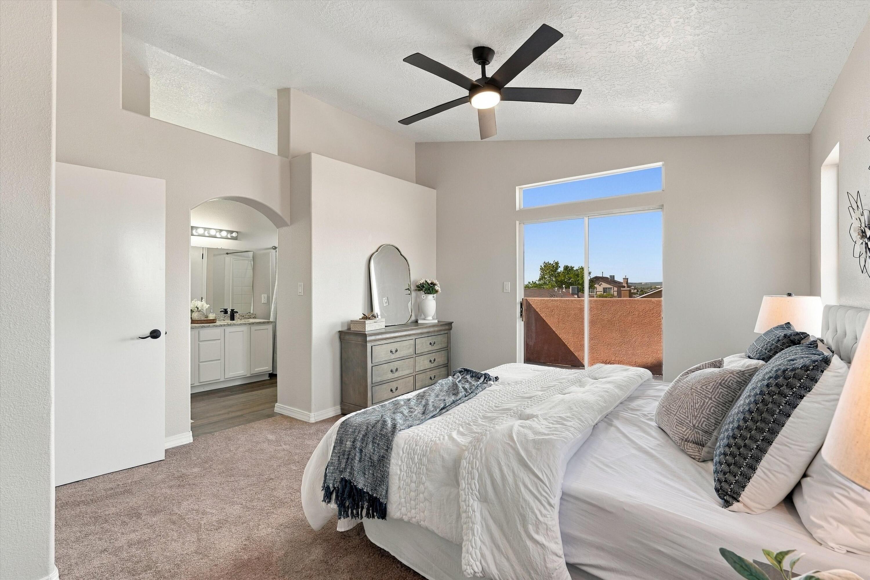 Photo 16 — 10643 Rockcliff Drive NW