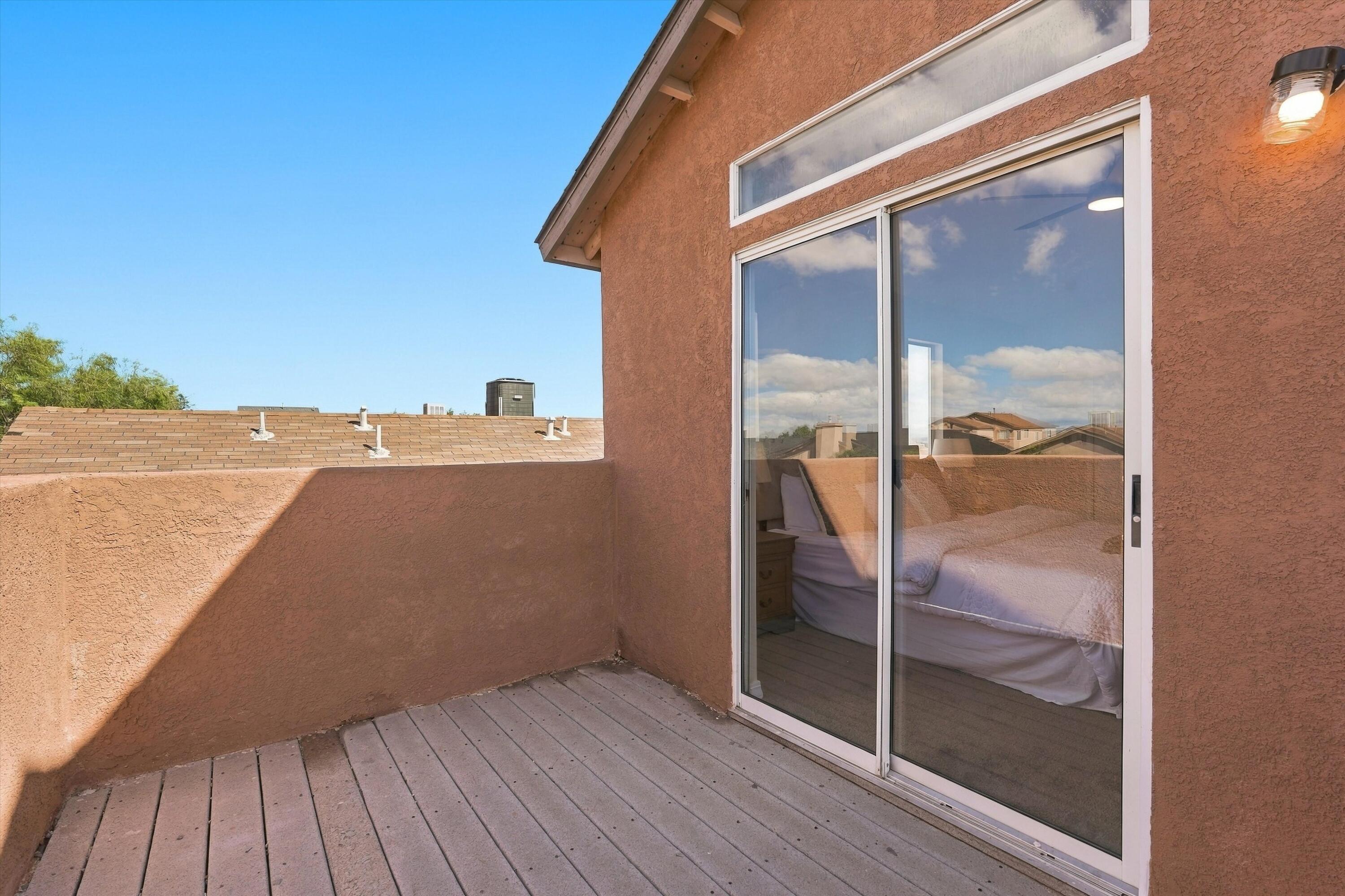 Photo 10 — 10643 Rockcliff Drive NW