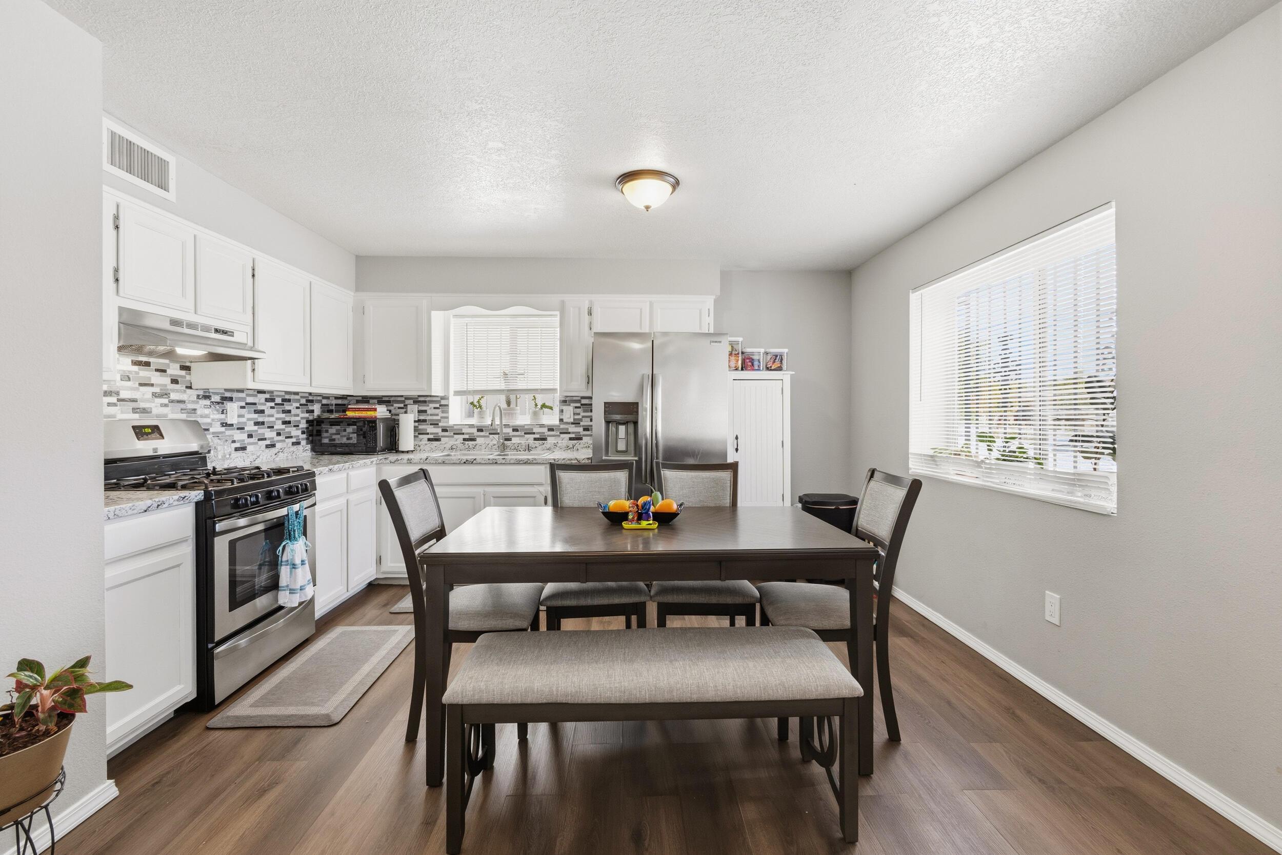 Photo 11 — 1324 Spence Avenue SE
