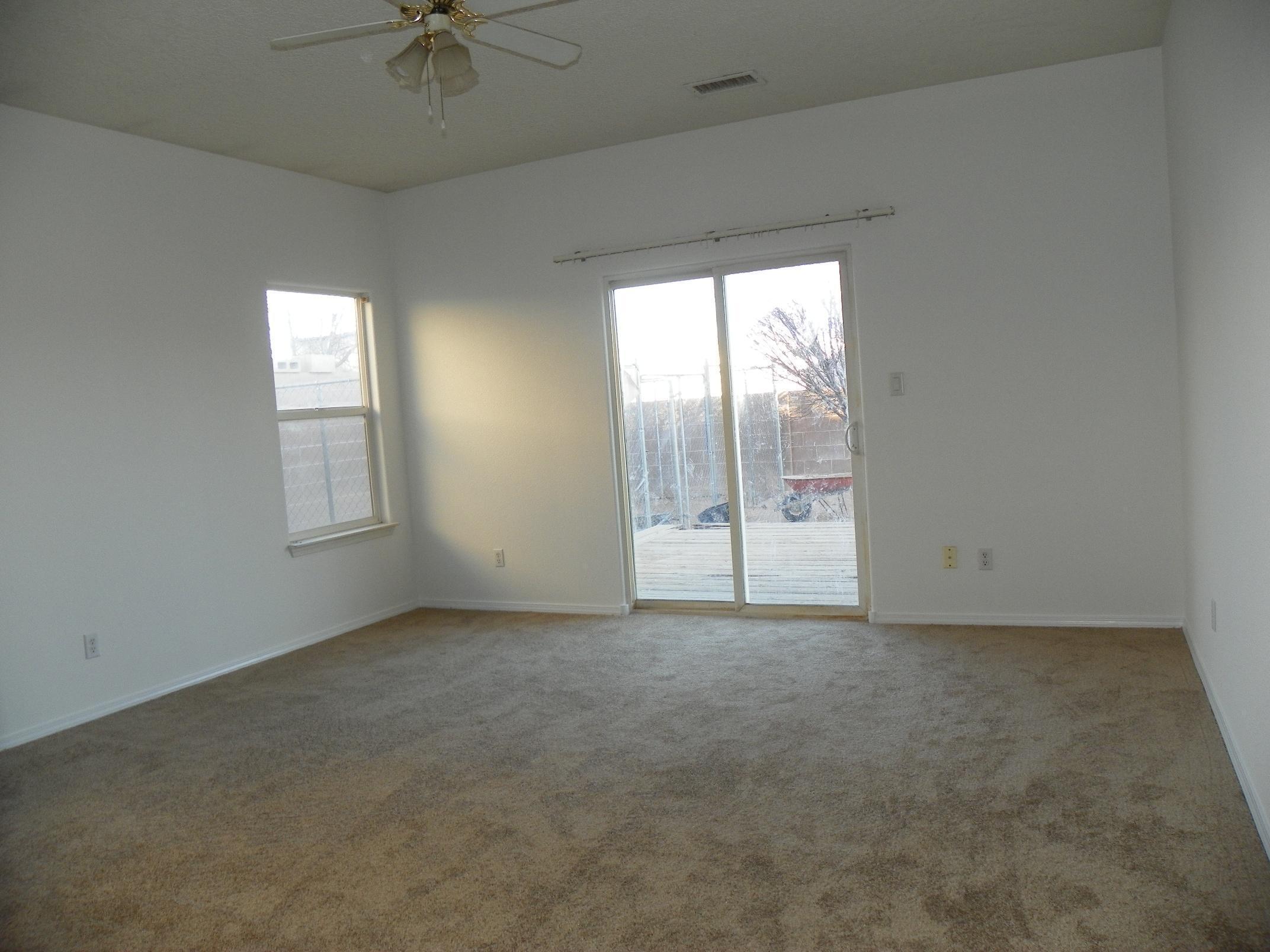 Photo 9 — 5228 Dexter Court NE