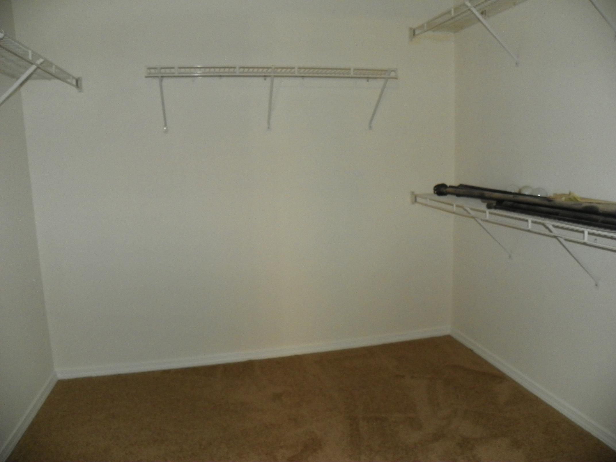 Photo 8 — 5228 Dexter Court NE