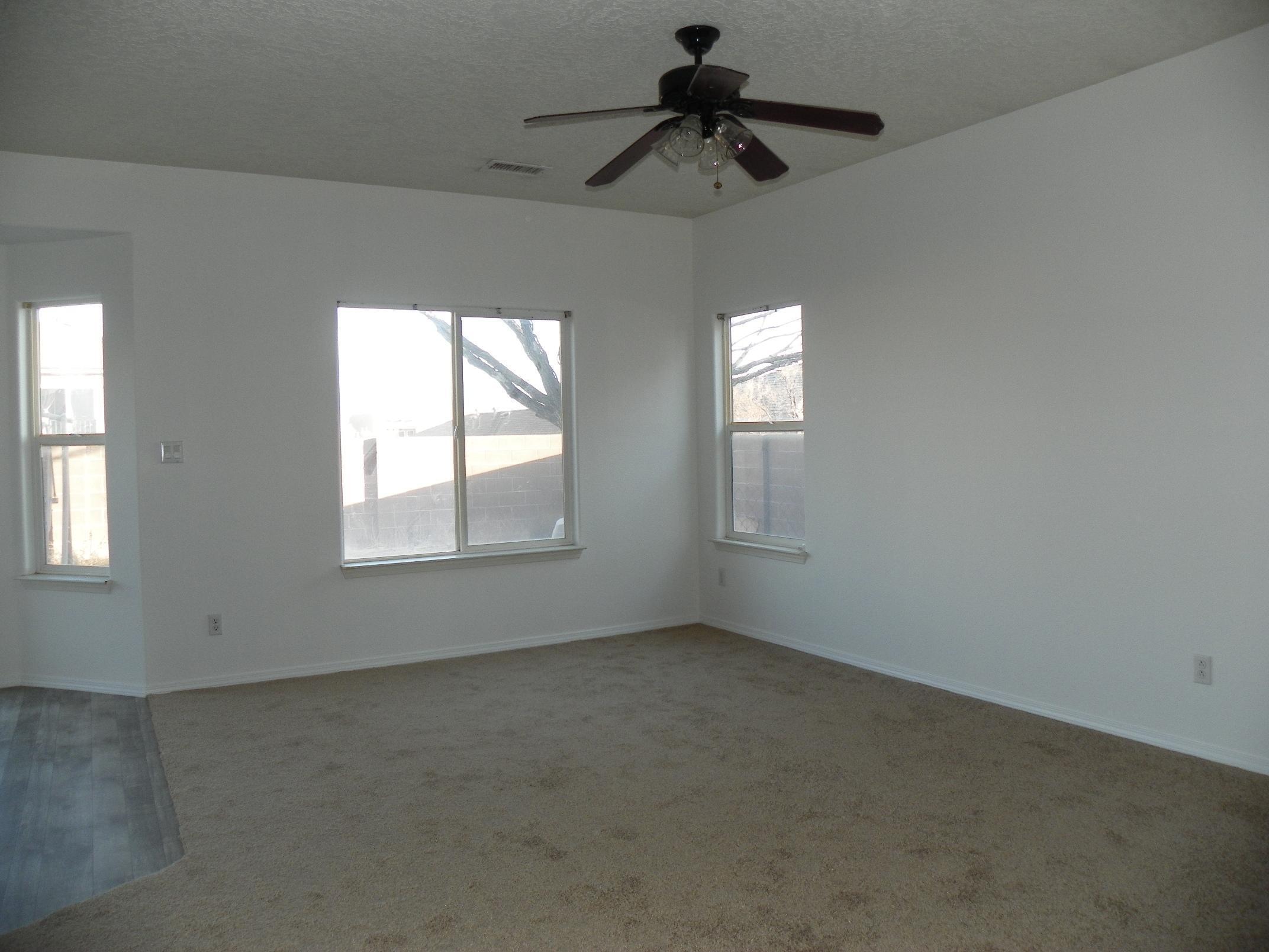 Photo 16 — 5228 Dexter Court NE