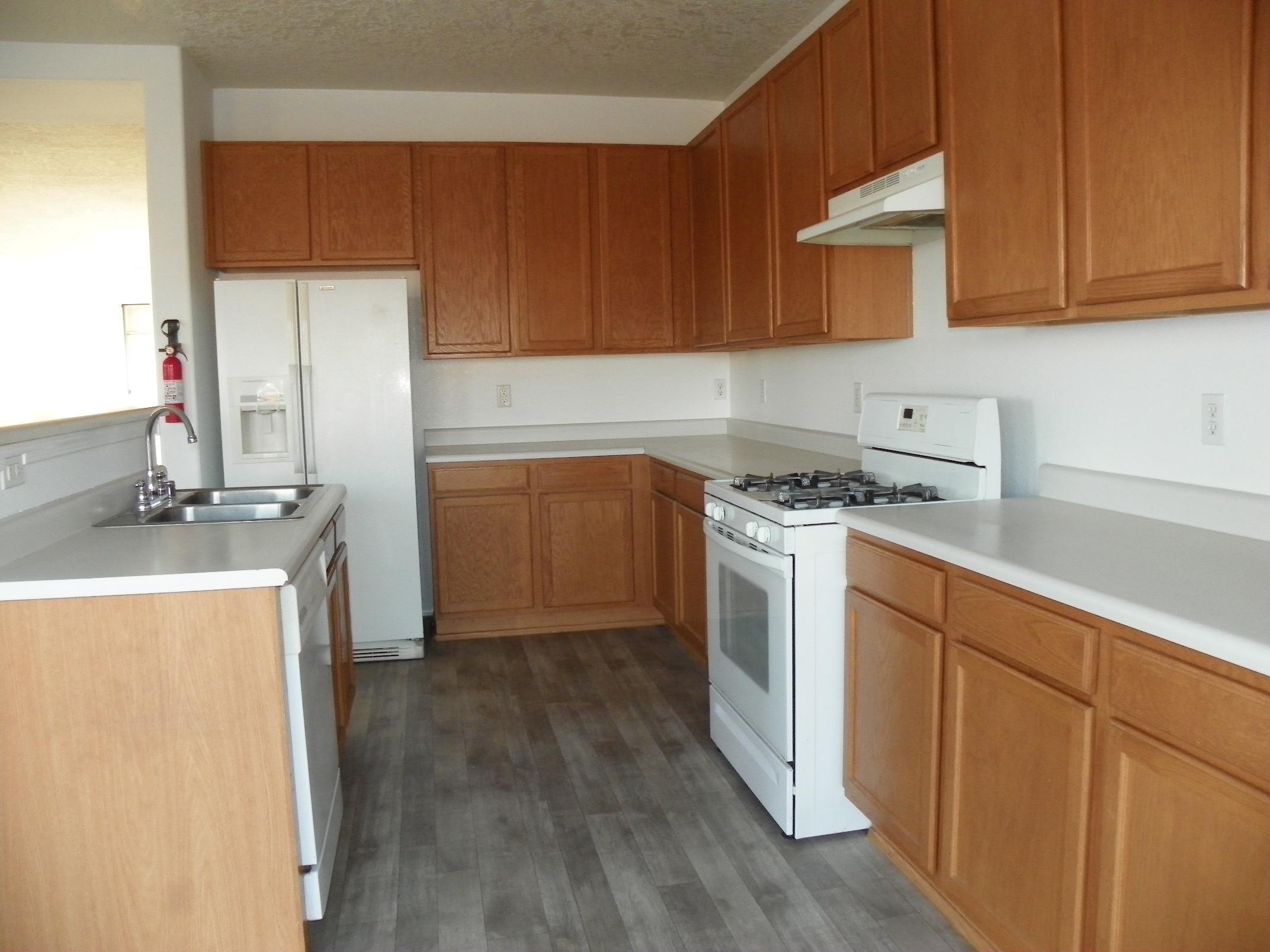 Photo 13 — 5228 Dexter Court NE