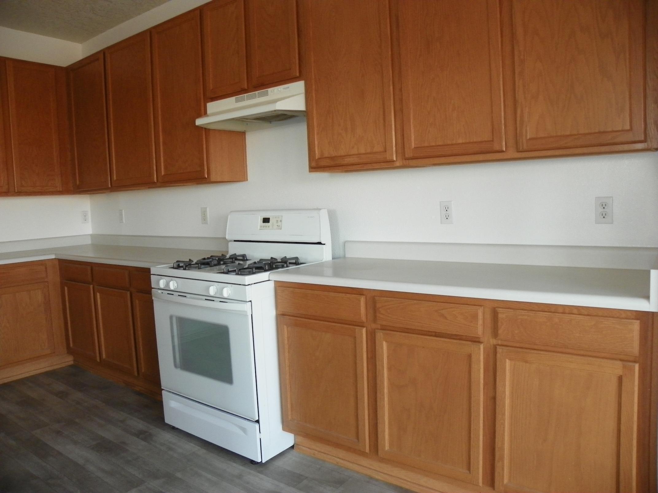 Photo 12 — 5228 Dexter Court NE
