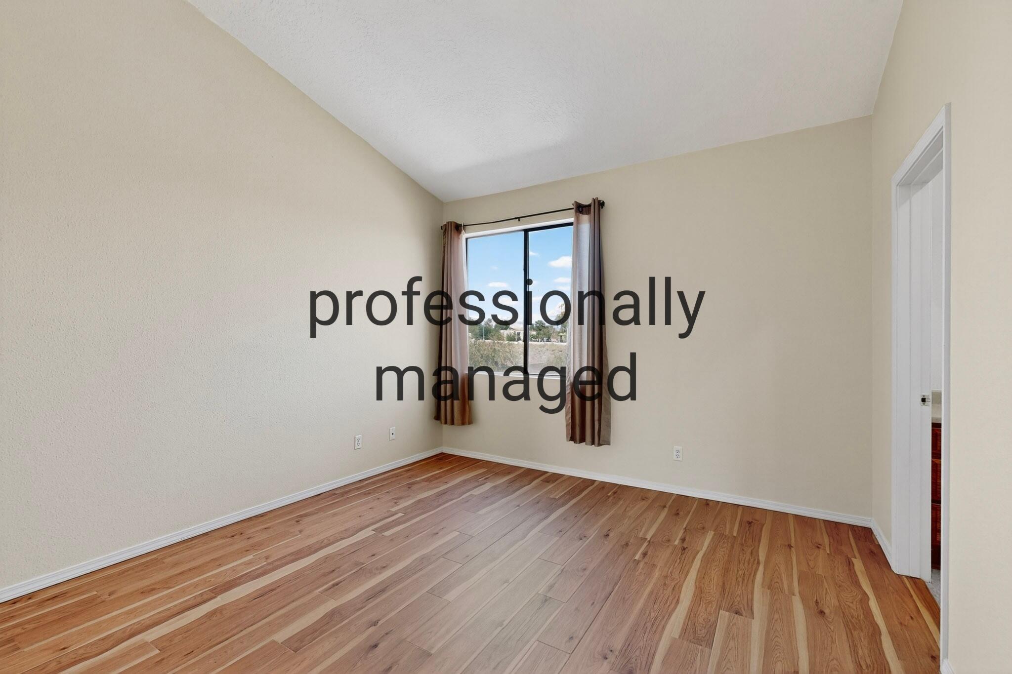 Photo 18 — 1121 MEADOWLARK Way SE C