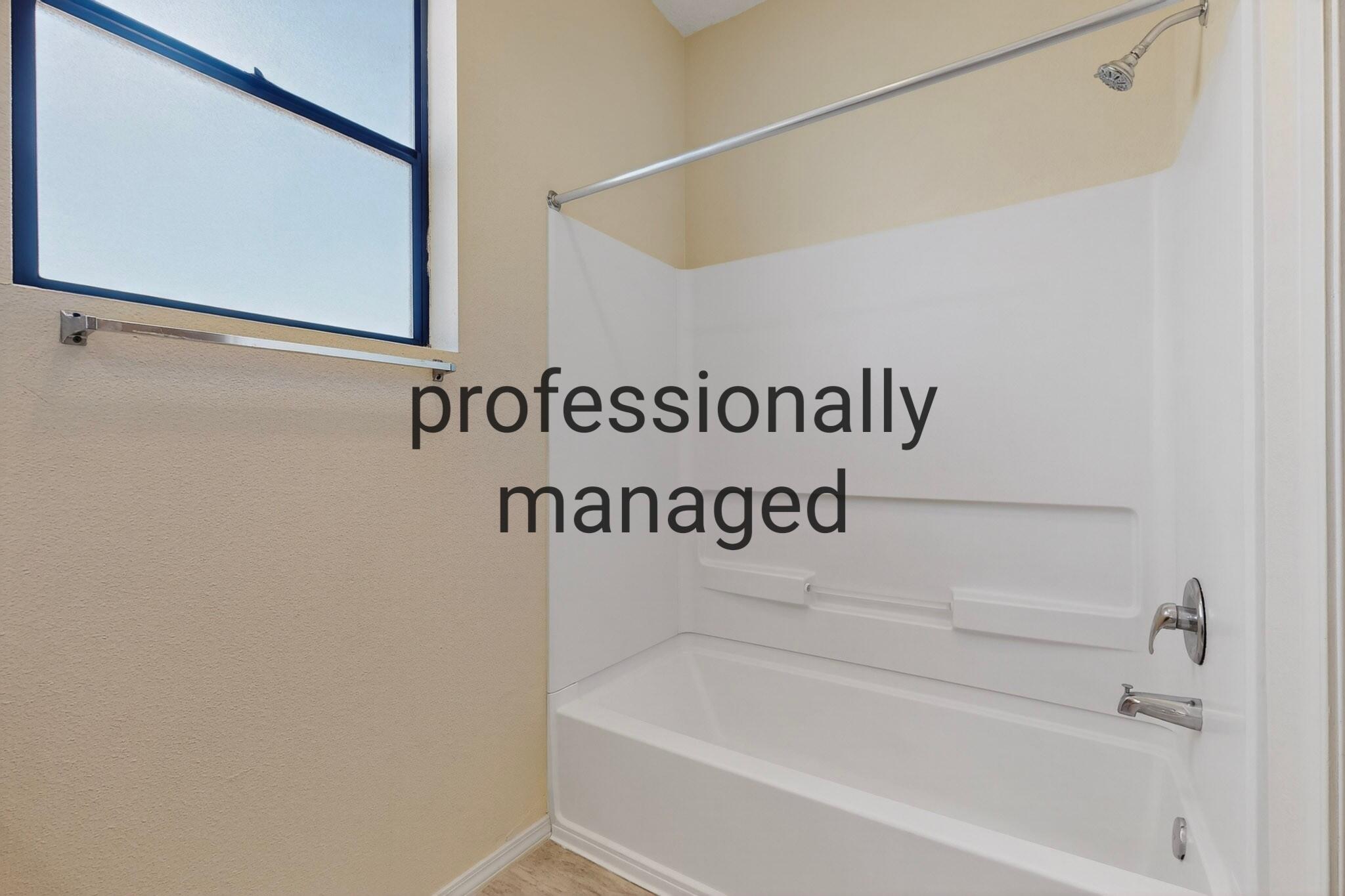 Photo 13 — 1121 MEADOWLARK Way SE C