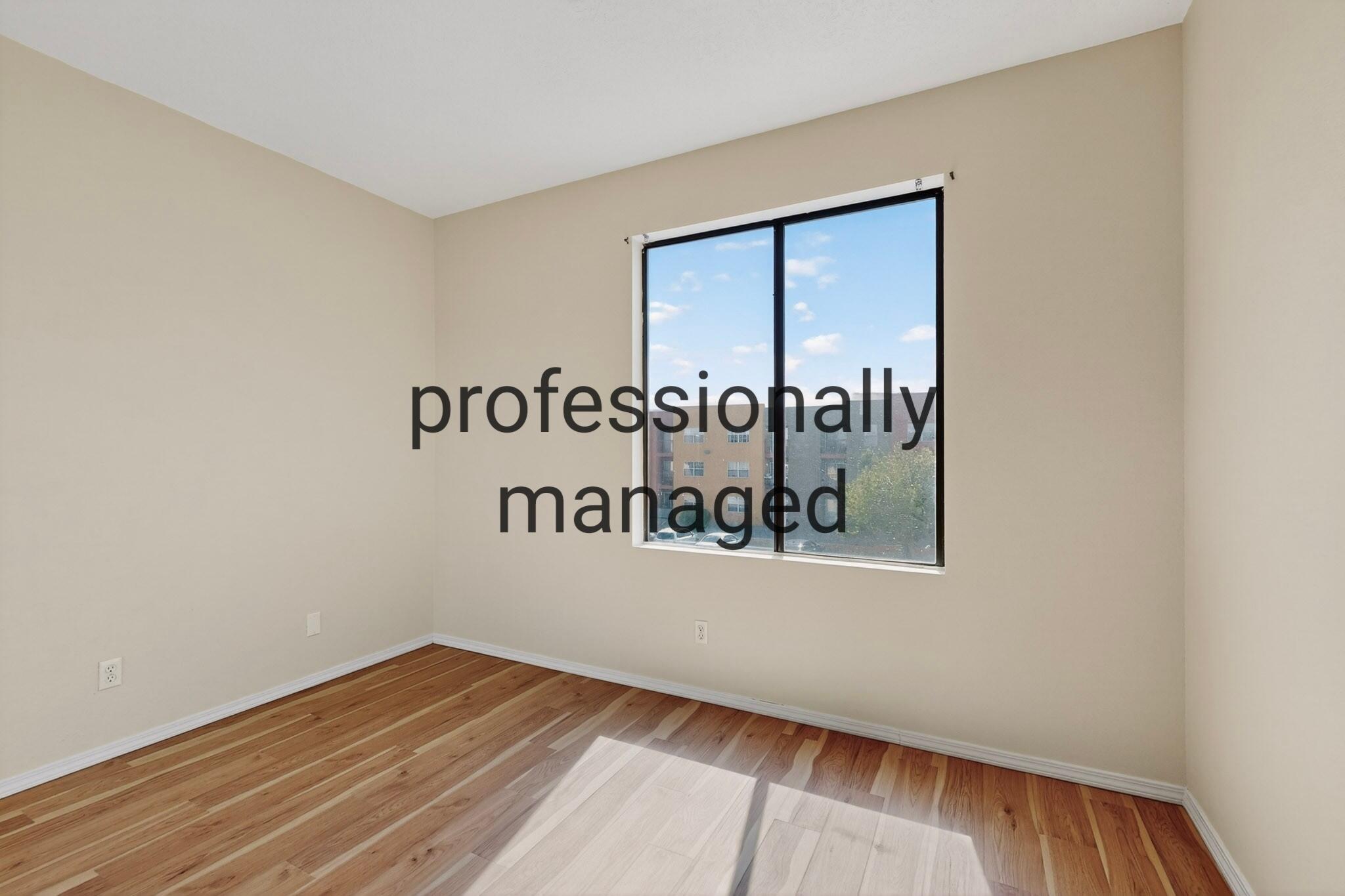 Photo 8 — 1121 MEADOWLARK Way SE C