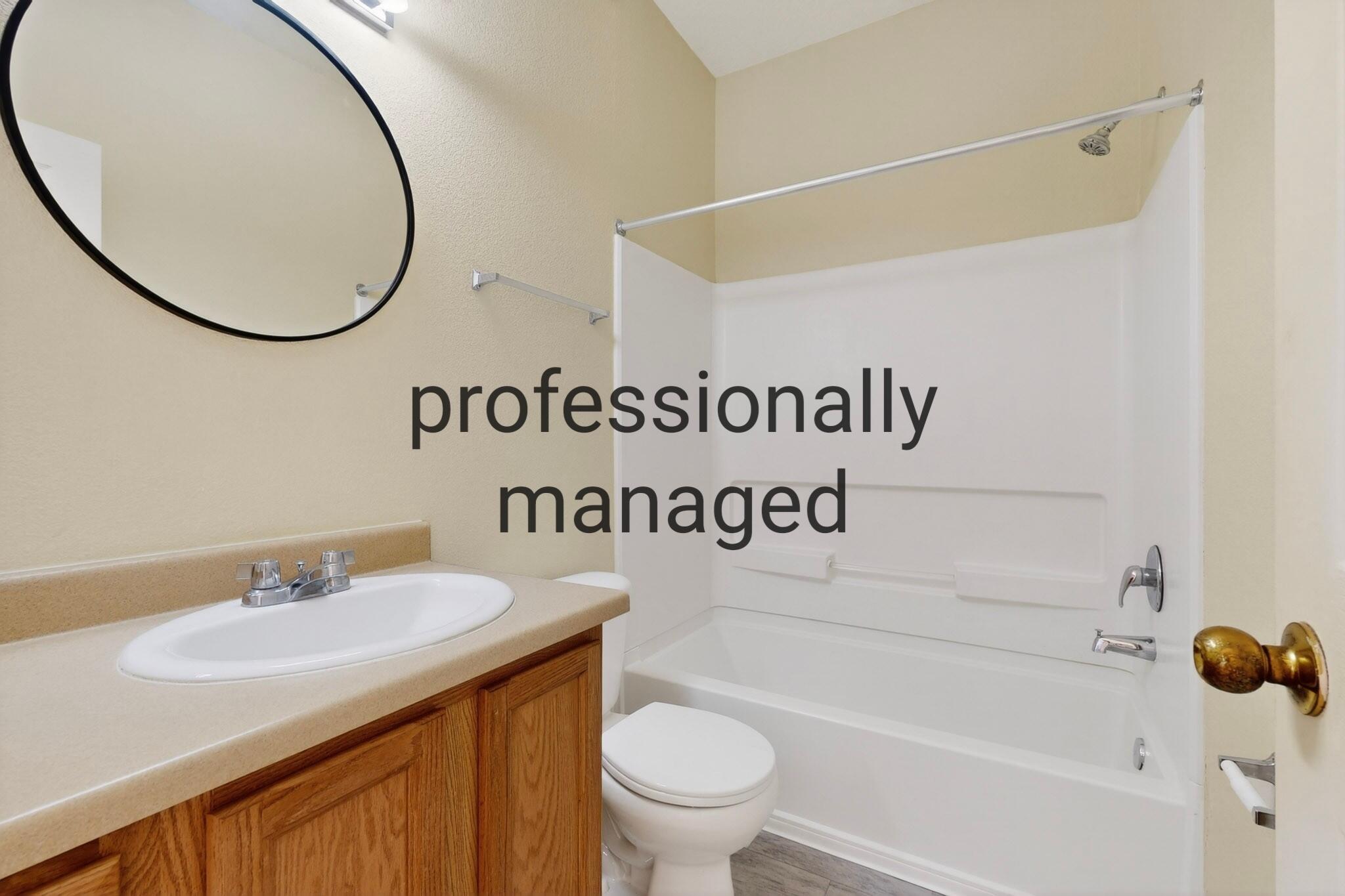 Photo 6 — 1121 MEADOWLARK Way SE C
