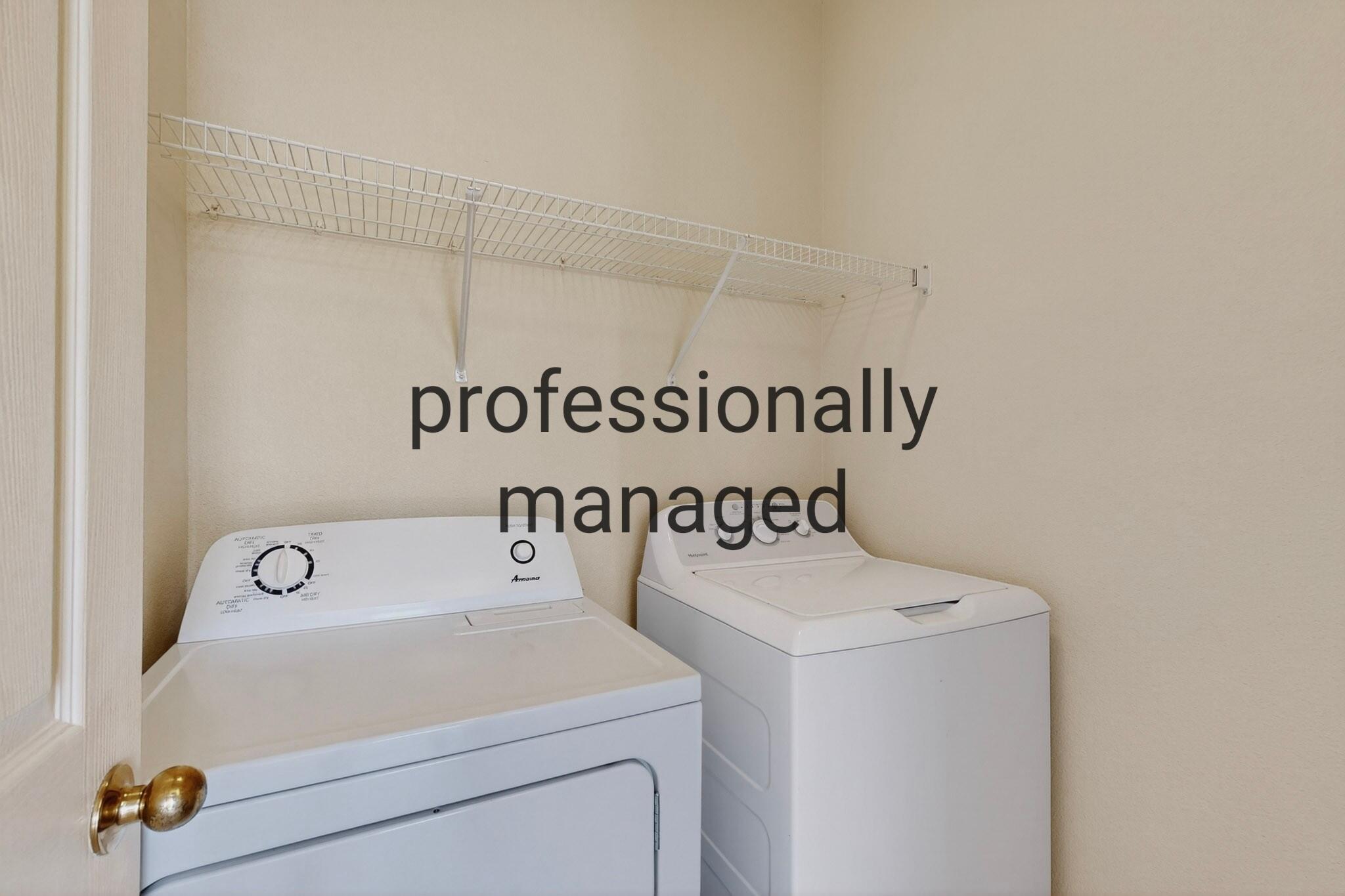 Photo 5 — 1121 MEADOWLARK Way SE C