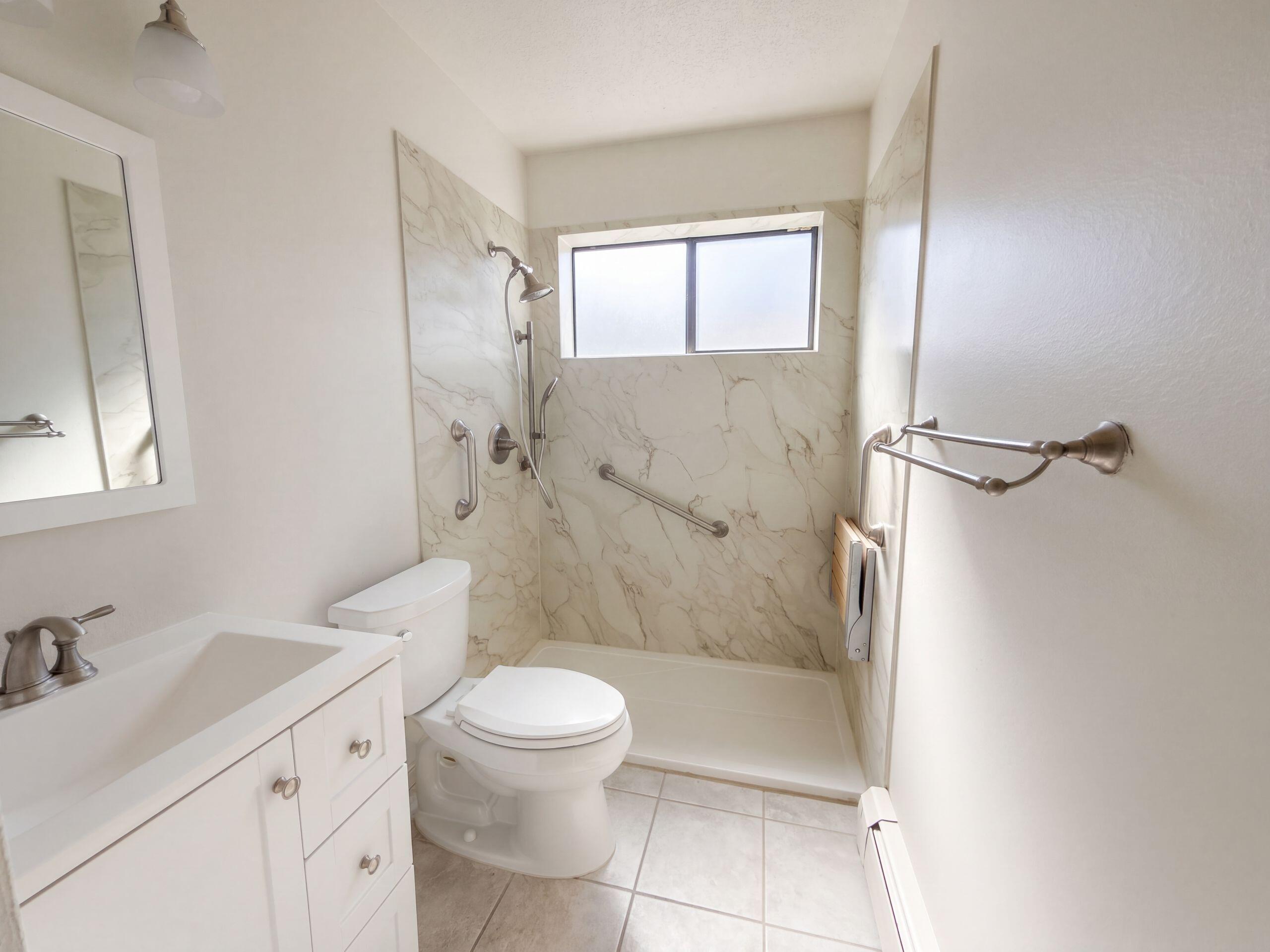 Photo 14 — 5501 Chapel Drive NW