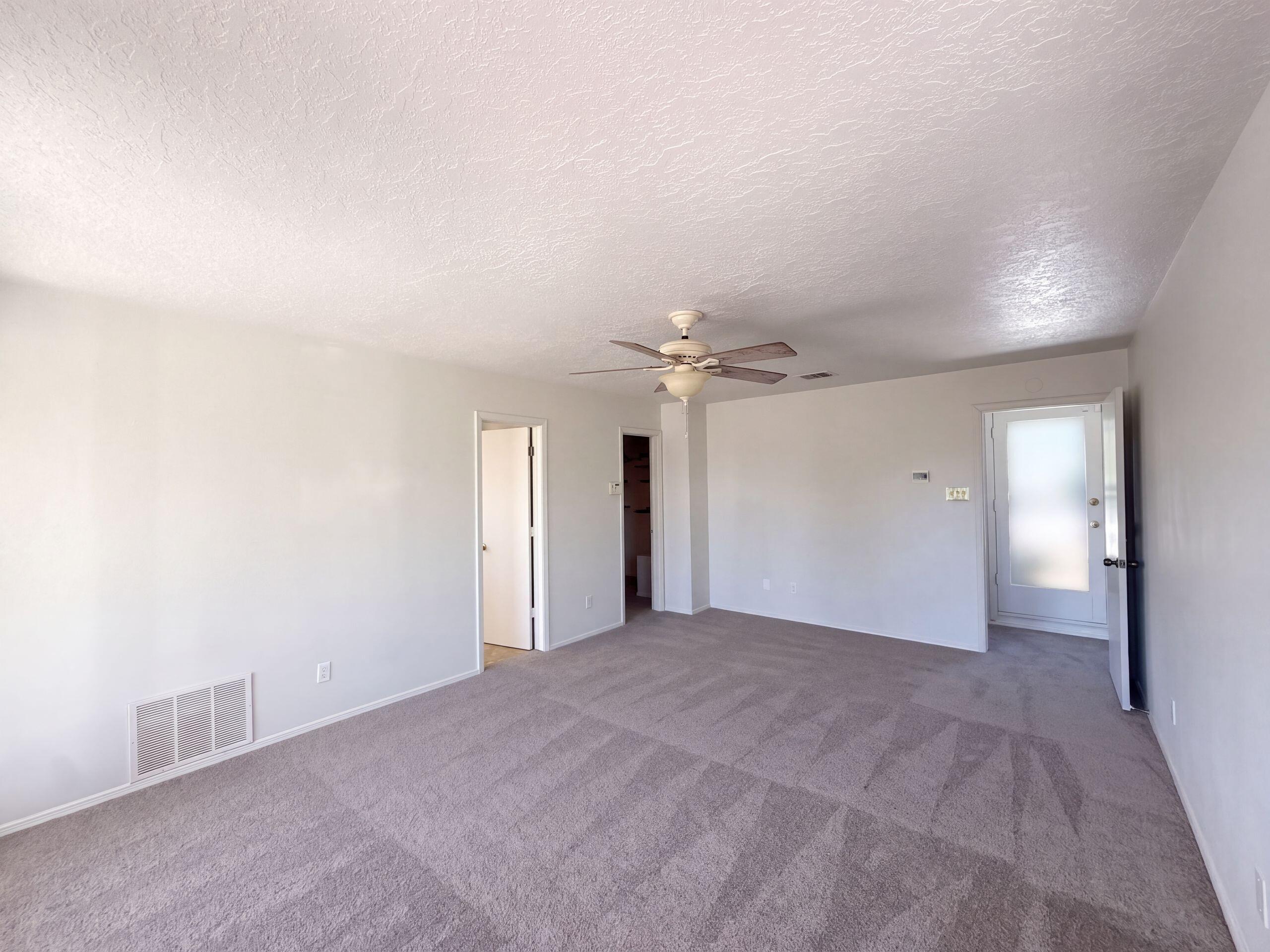 Photo 9 — 5501 Chapel Drive NW