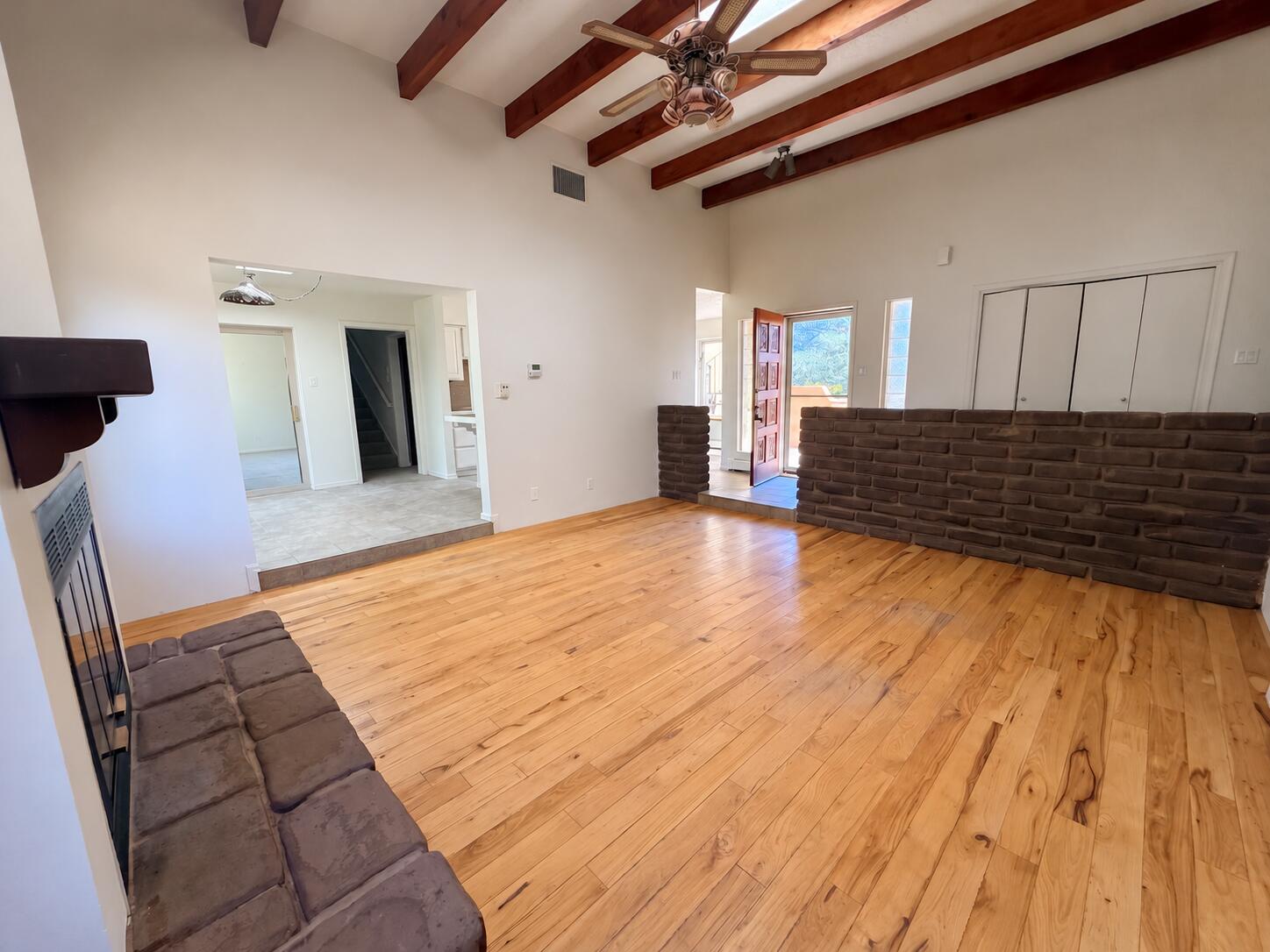 Photo 2 — 5501 Chapel Drive NW