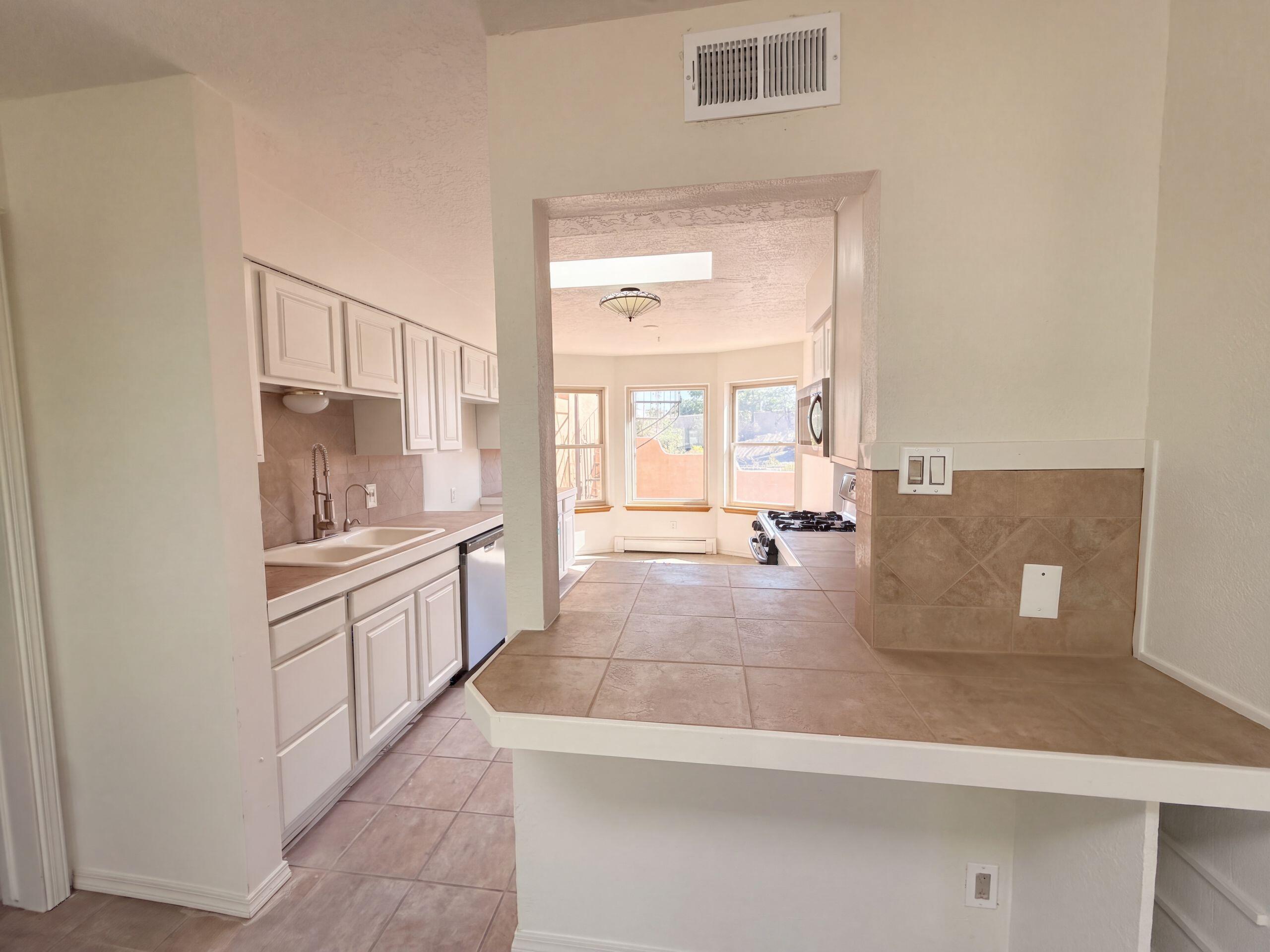 Photo 19 — 5501 Chapel Drive NW