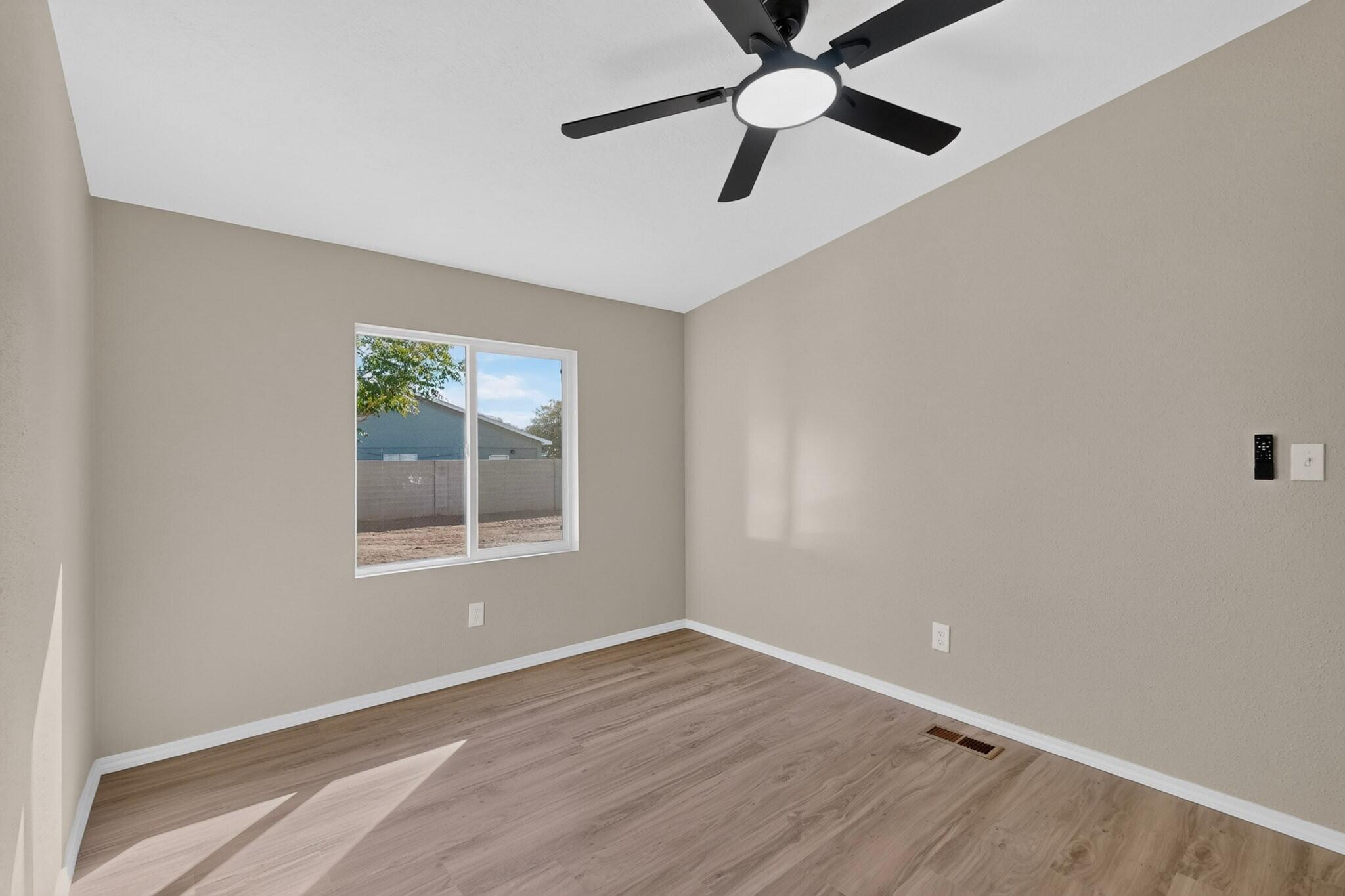 Photo 17 — 212 Clark Road SW