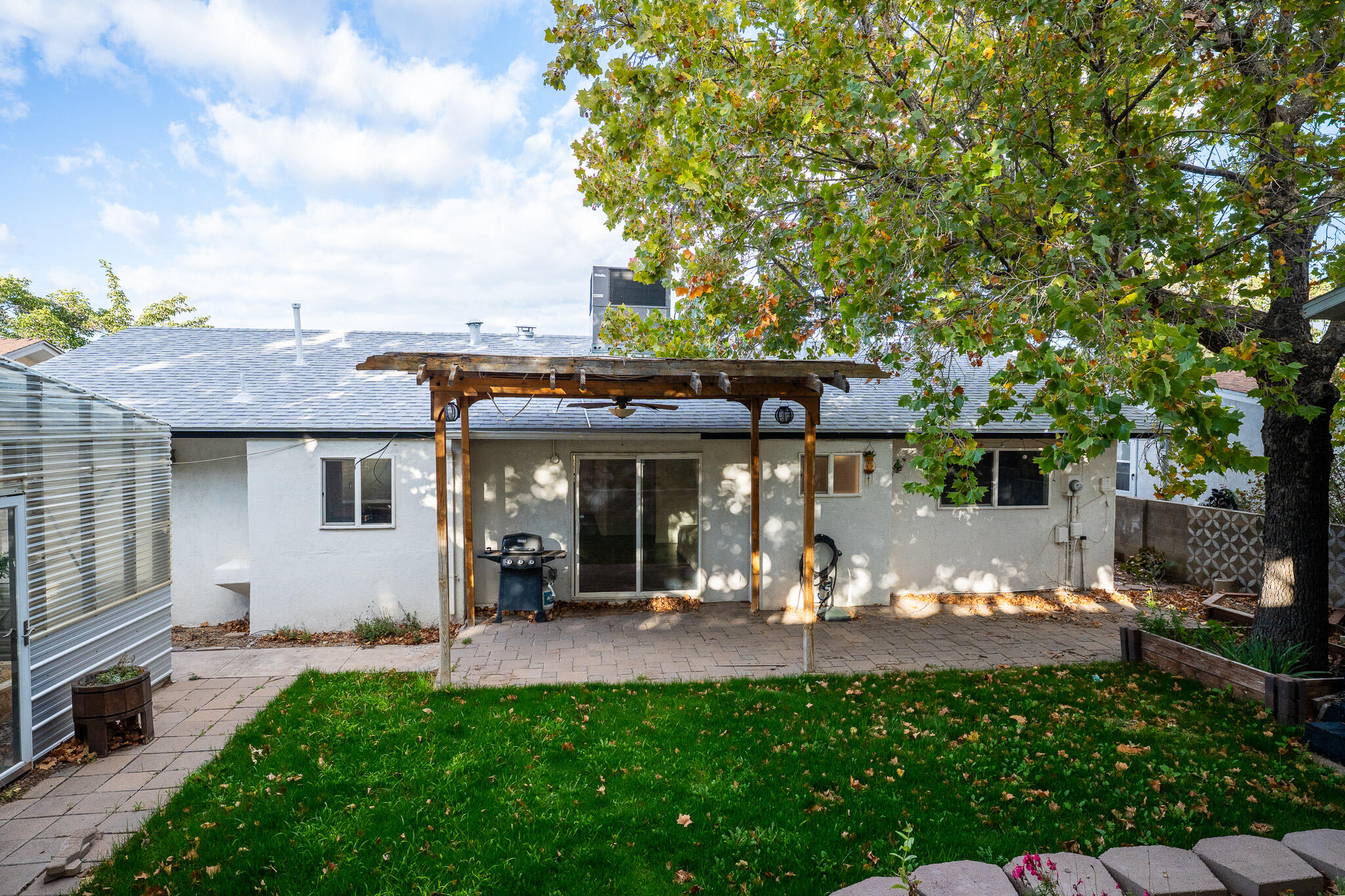 Photo 9 — 1236 Hupmobile Drive NE