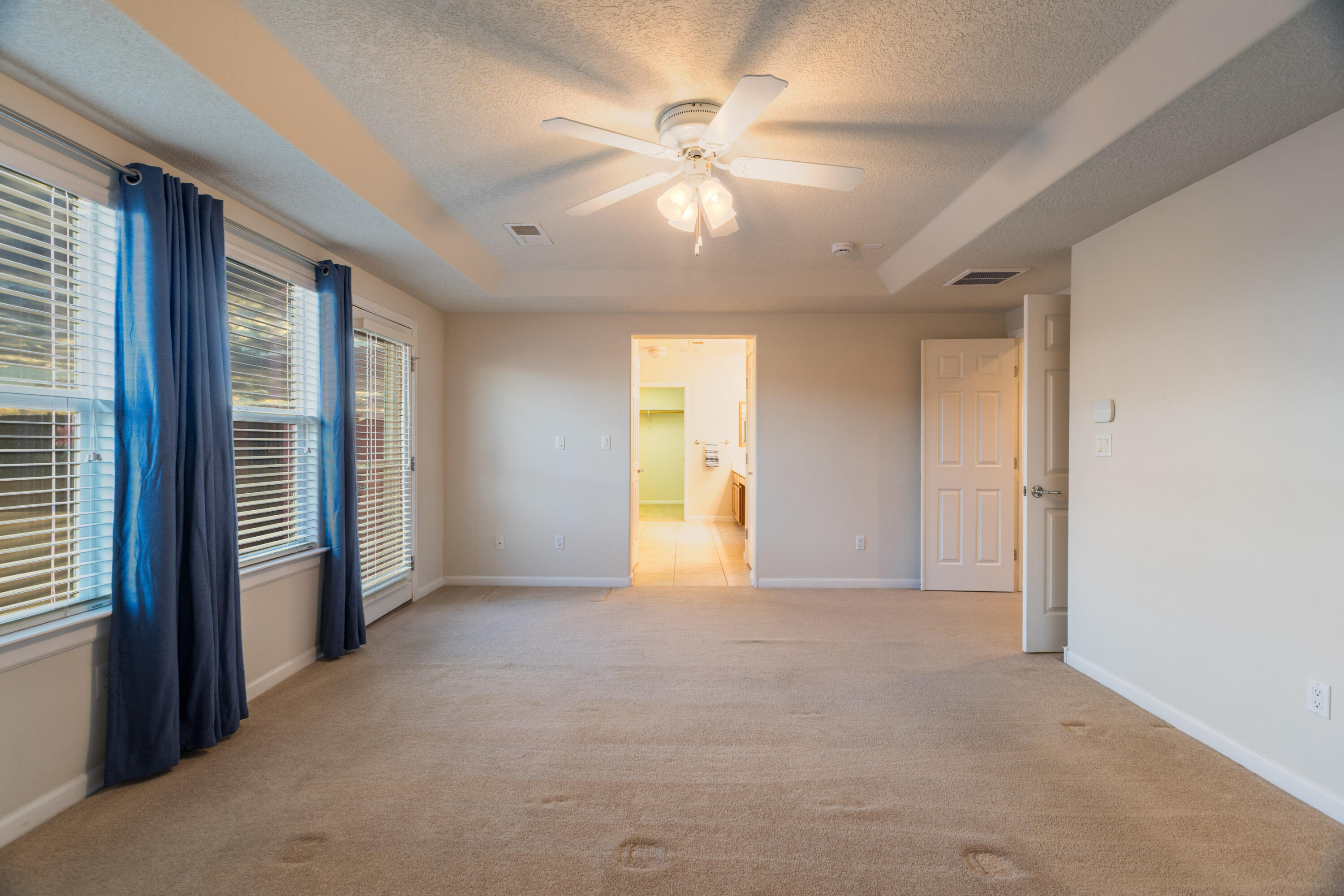 Photo 15 — 7113 Fairbanks Drive NE