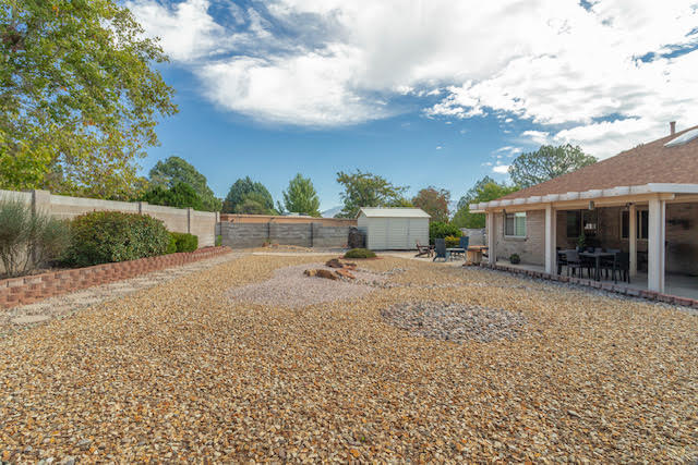 Photo 15 — 5003 Russell Drive NW