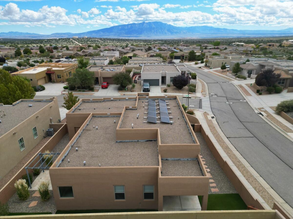 Photo 15 — 6101 Santa Fe Trail Drive NE