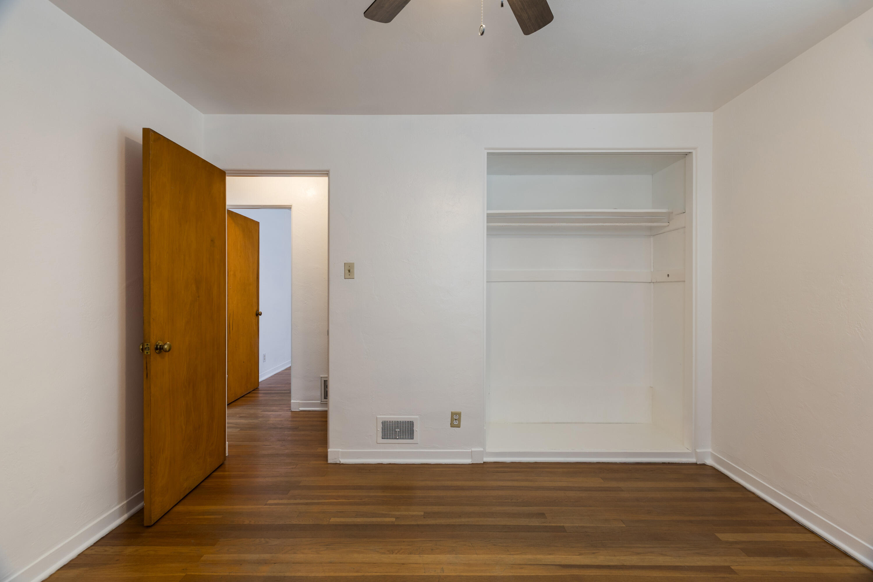 Photo 19 — 724 Arizona Street SE