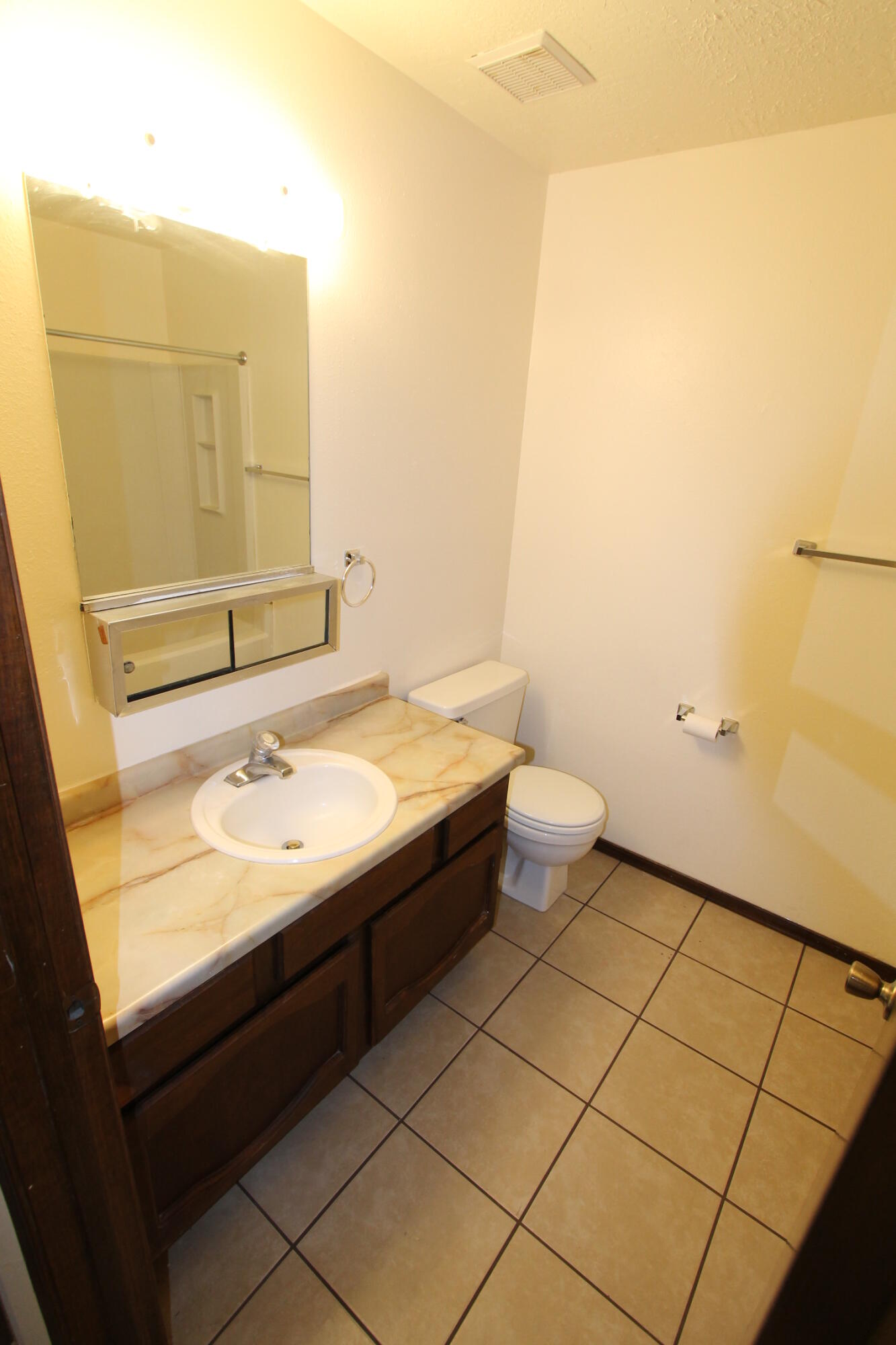 Photo 5 — 11400 Prospect Avenue NE A
