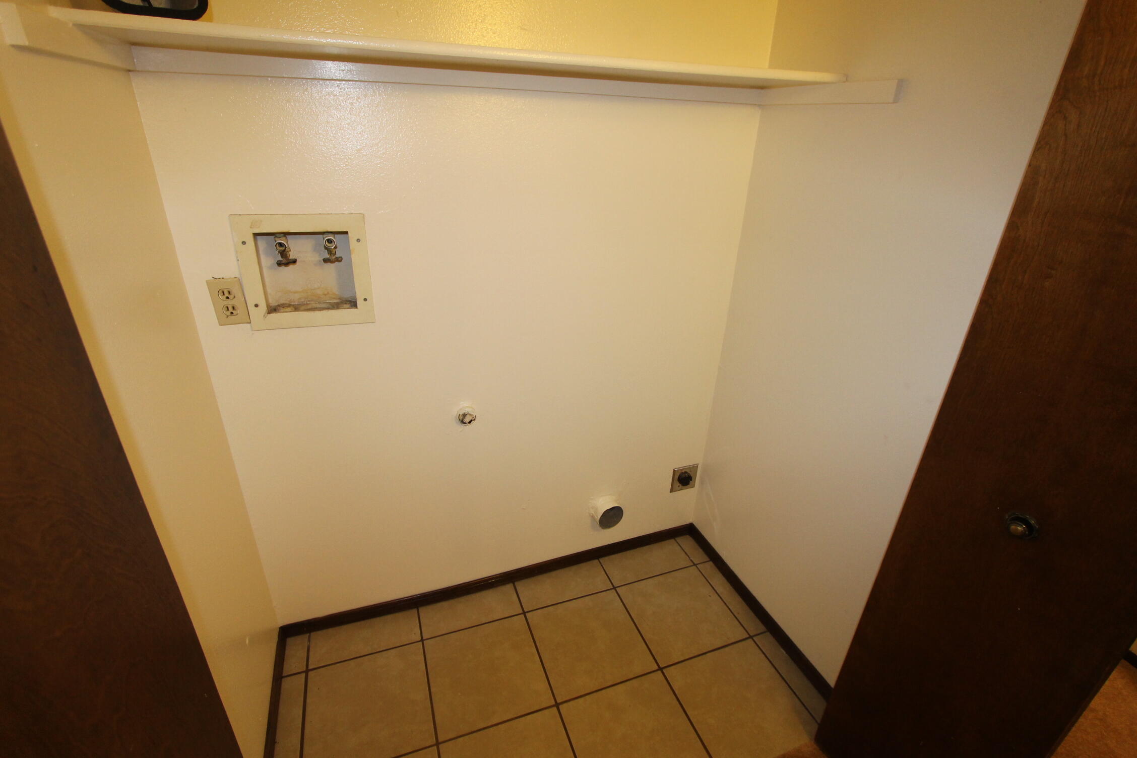 Photo 4 — 11400 Prospect Avenue NE A